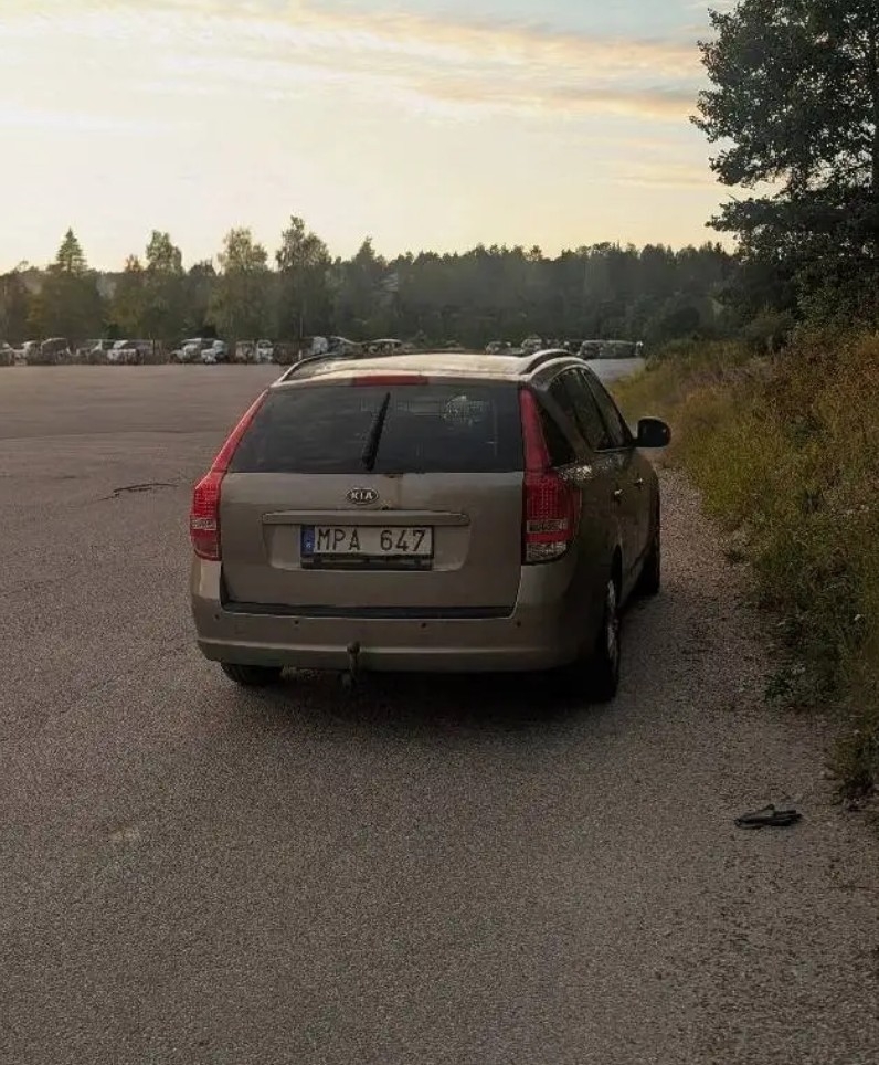 Kia Ceed 1.6 CRDi 128 2011, bild 4/8