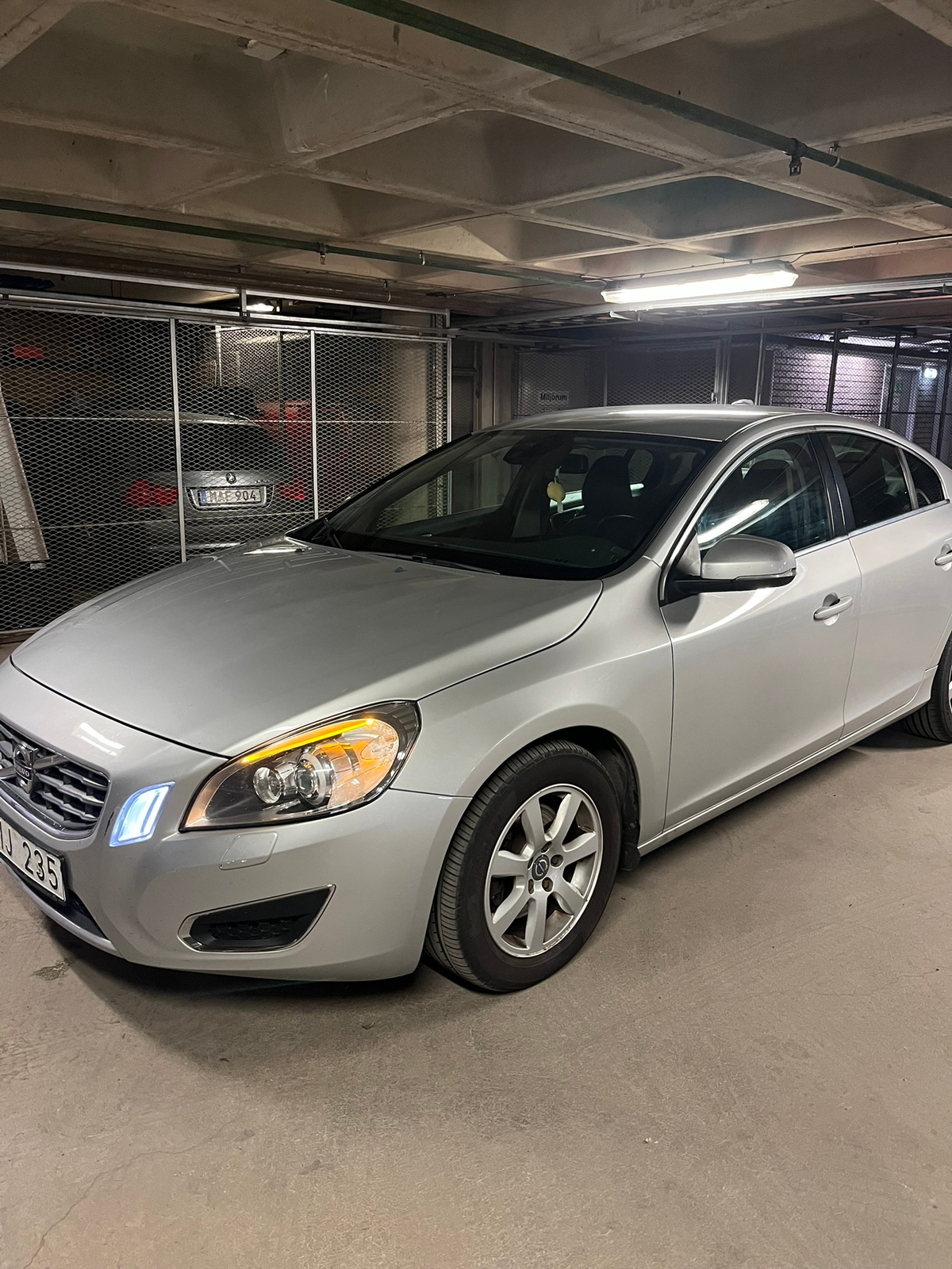 Volvo S60 D3 2013, kuva 2/8
