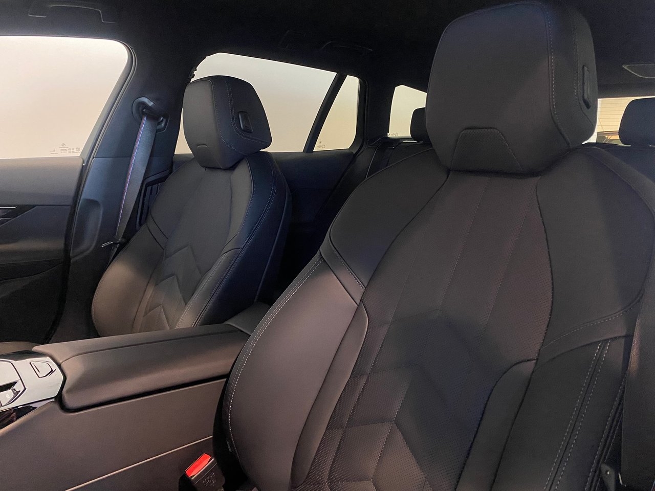 BMW i5 40 M Sport Pro 2027, kuva 4/10