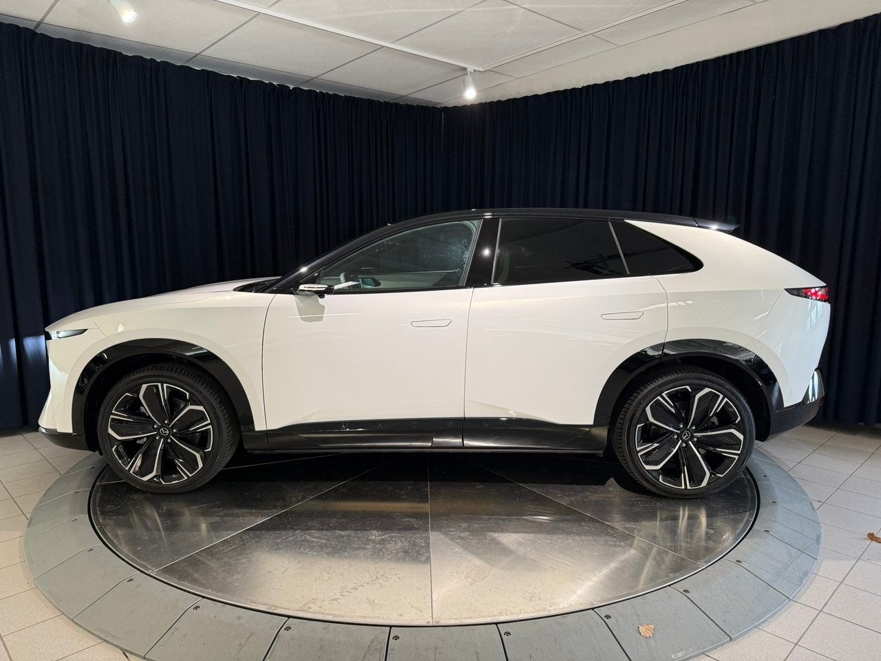Mazda CX-6e Takumi Plus 2026, bild 3/10
