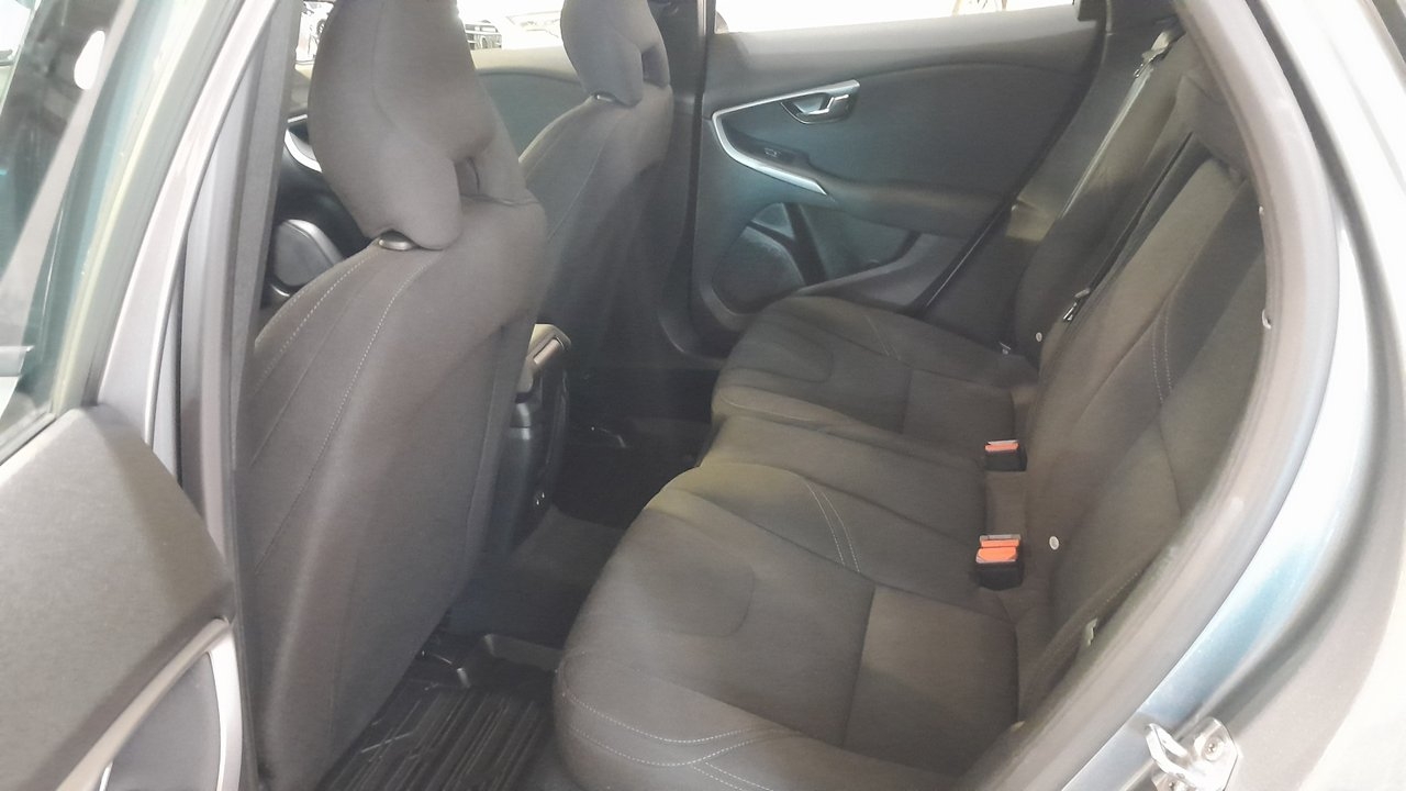 Volvo V40 Cross Country D3 2019, bild 4/10
