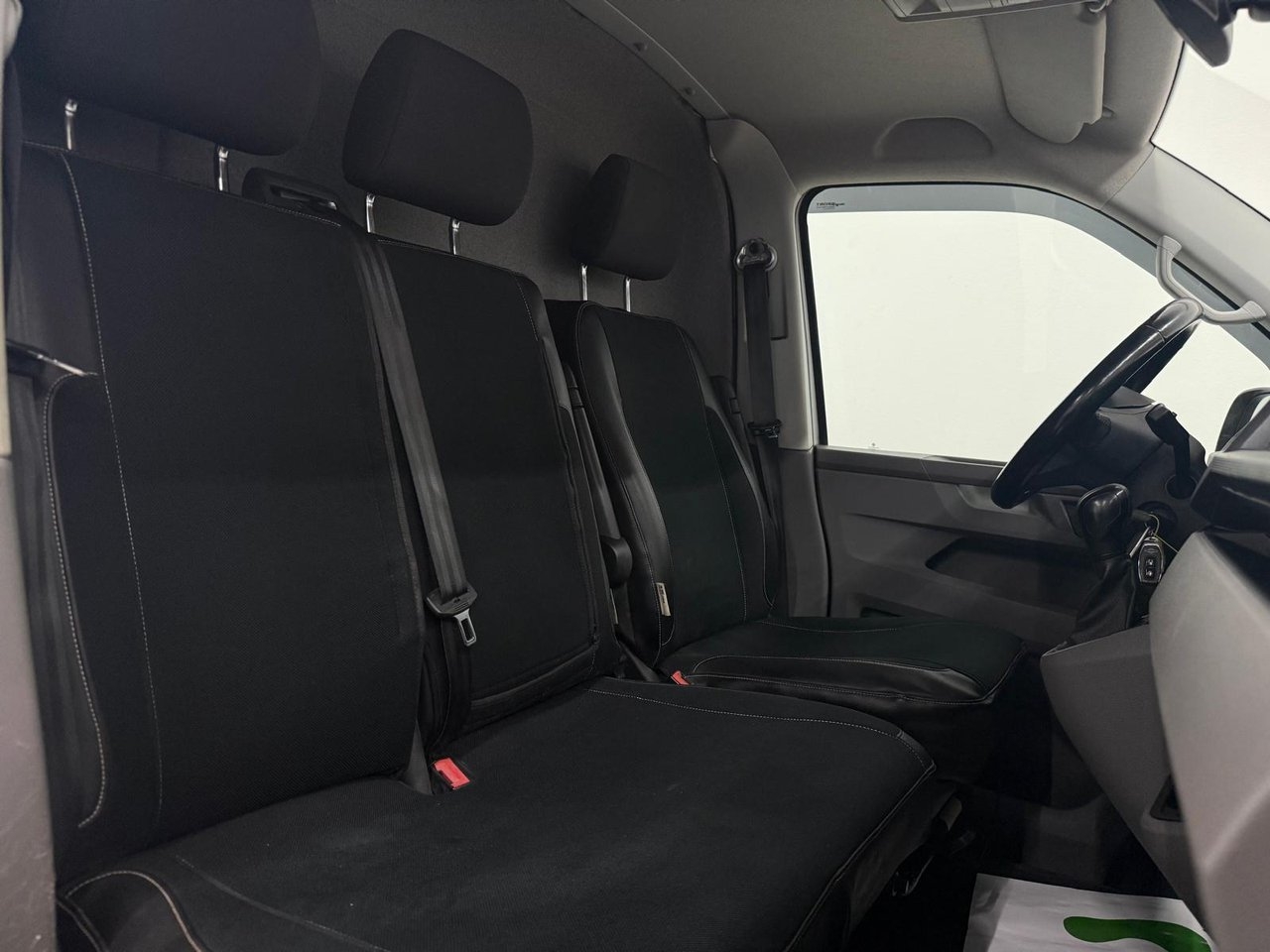 Volkswagen Transporter 2.0 TDI 2023, bild 5/10