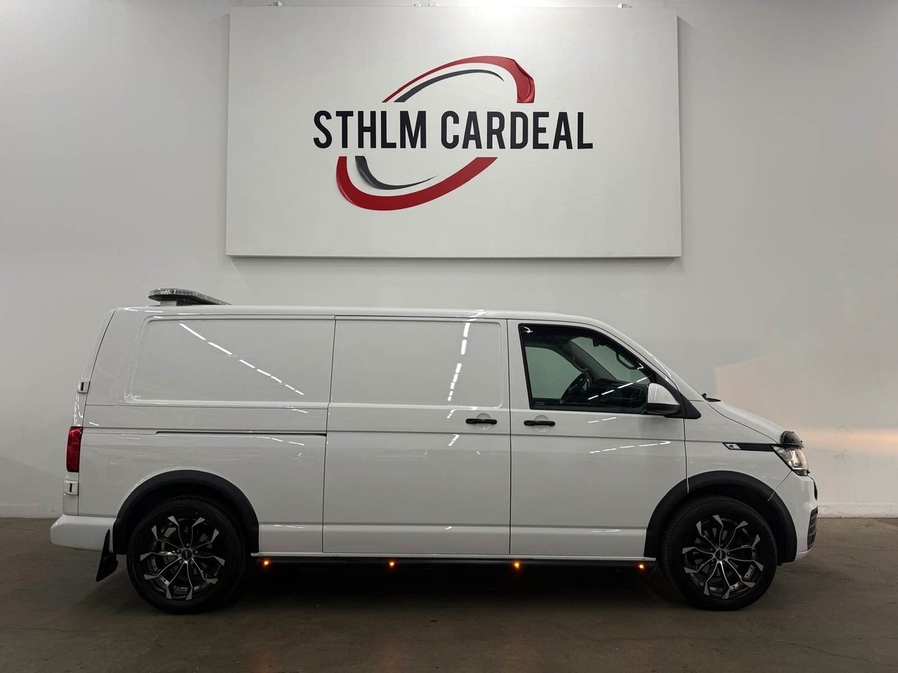Volkswagen Transporter 2.0 TDI 2023, bild 4/10