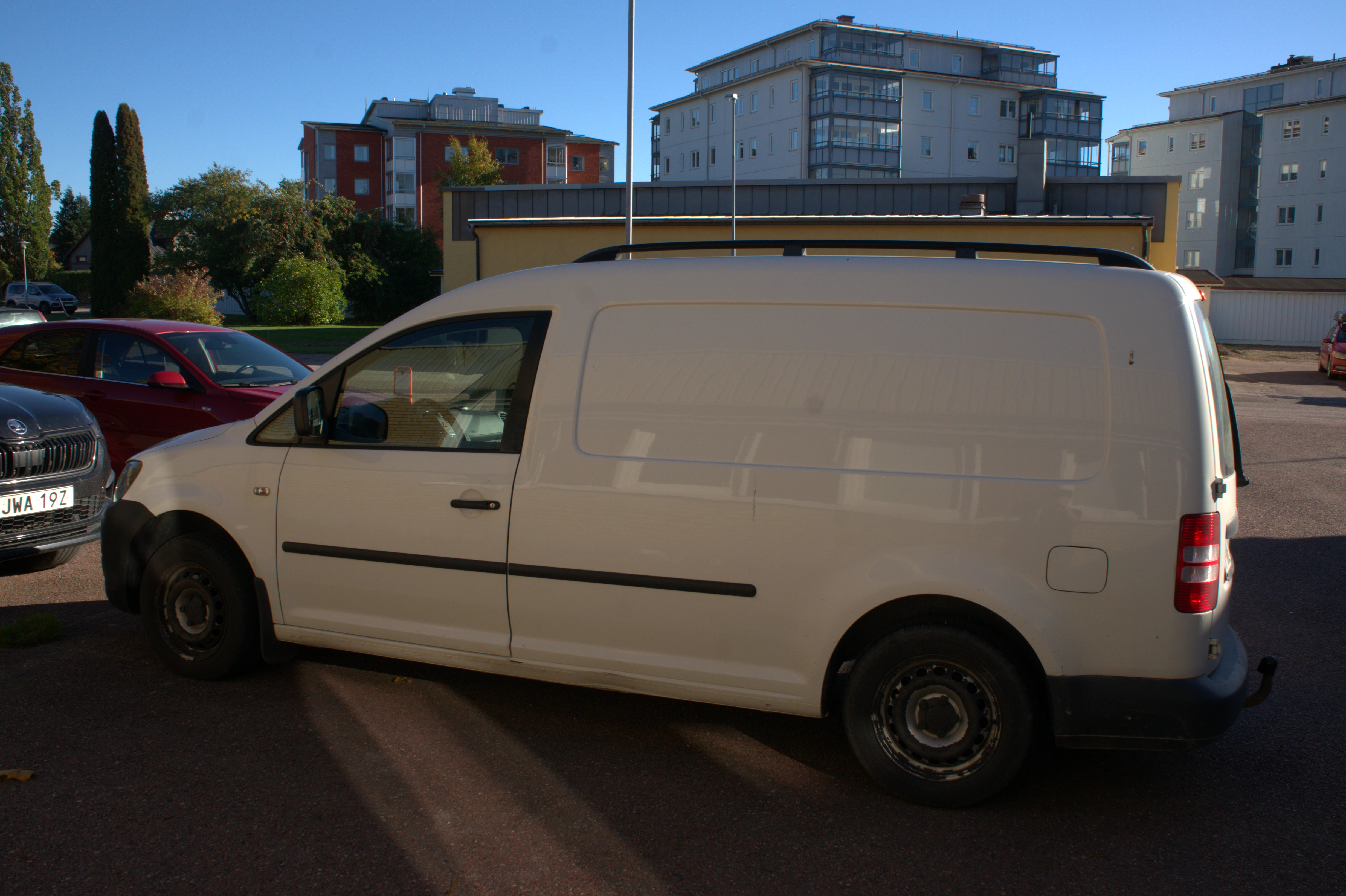 Volkswagen Caddy Maxi 1.6 TDI 2014, photo 2/7