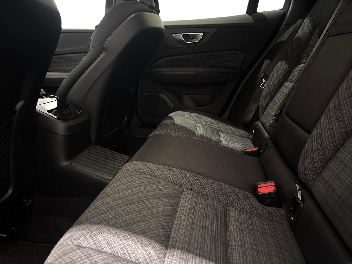 Volvo V60 Core Bright 2024, bild 6/10