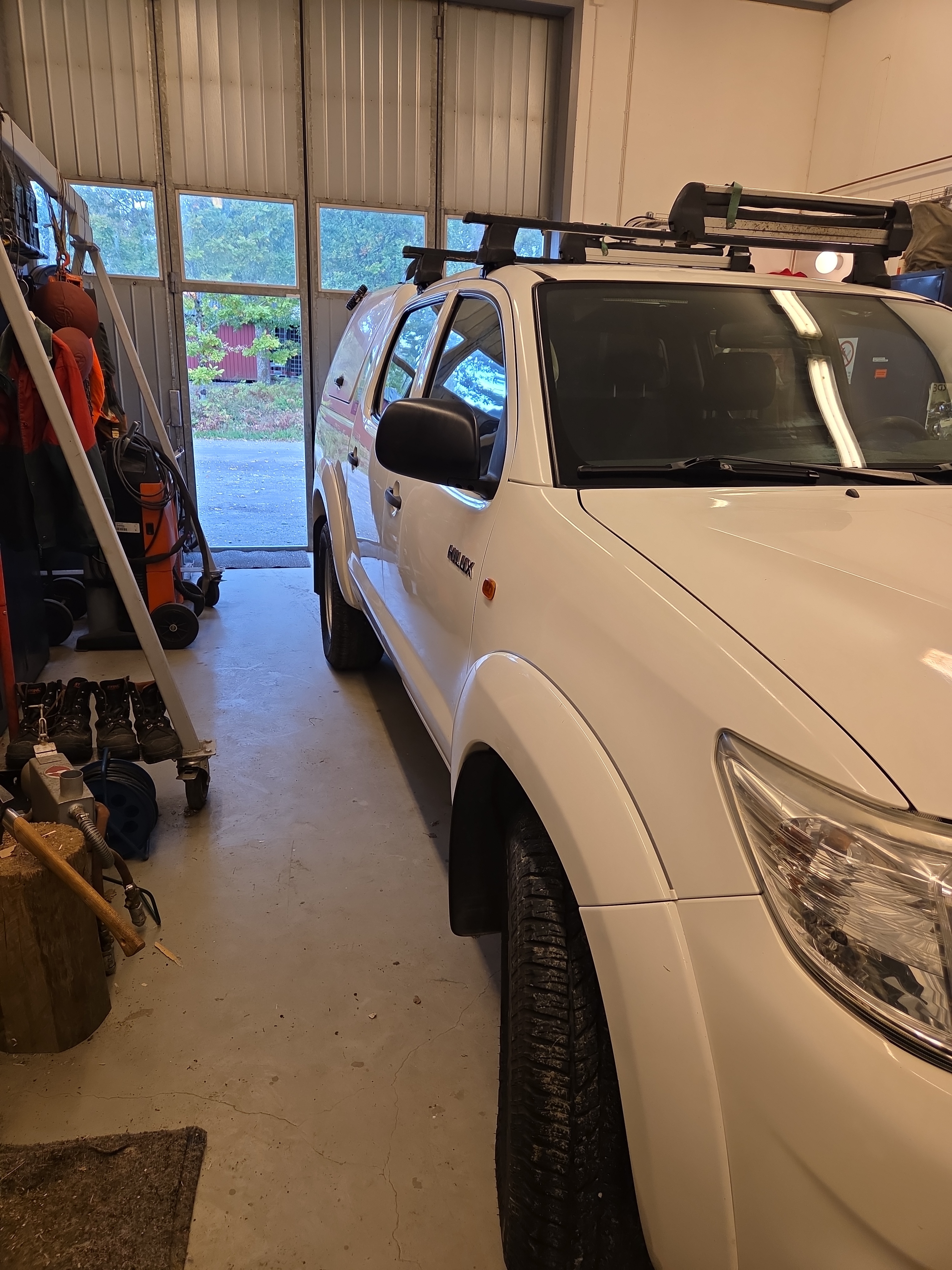 Toyota HiLux Dubbelhytt 2015, bild 2/6