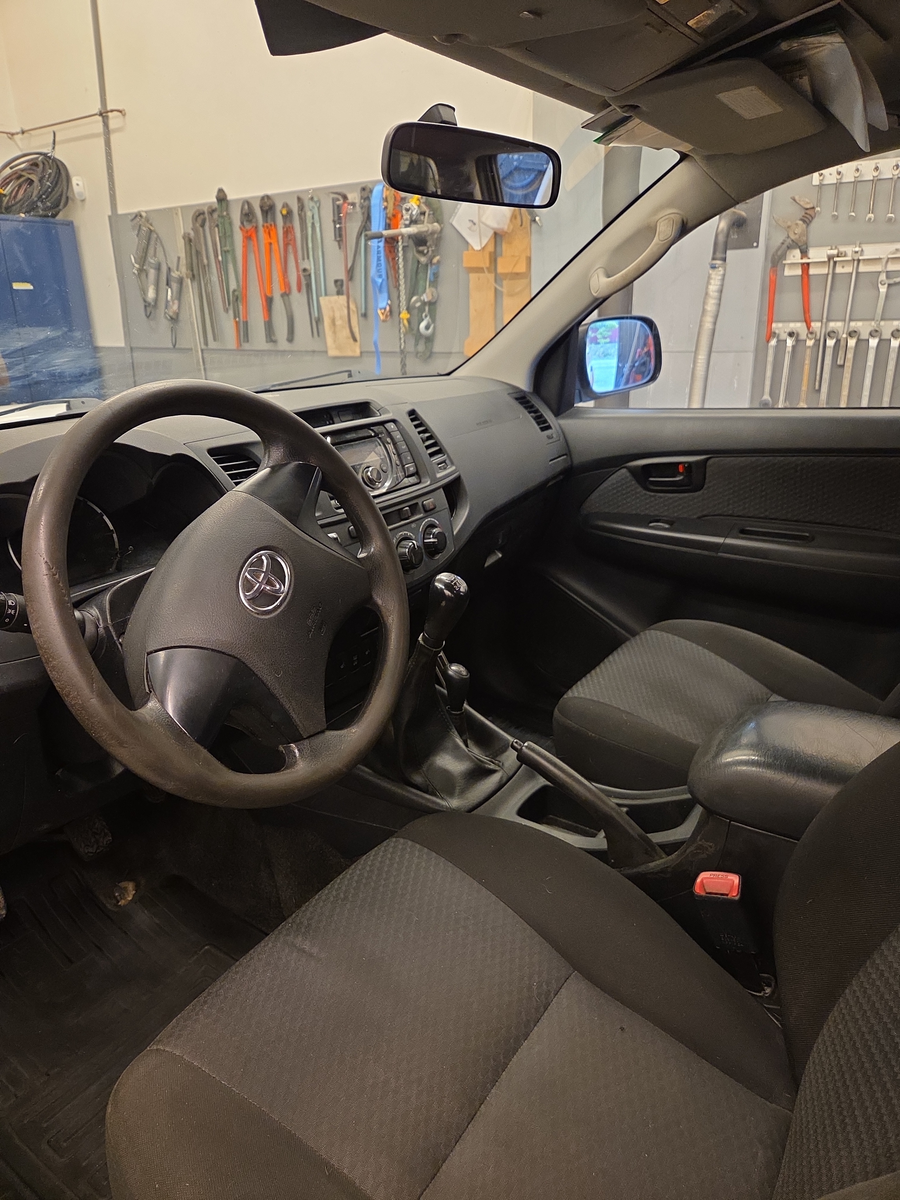 Toyota HiLux Dubbelhytt 2015, bild 5/6