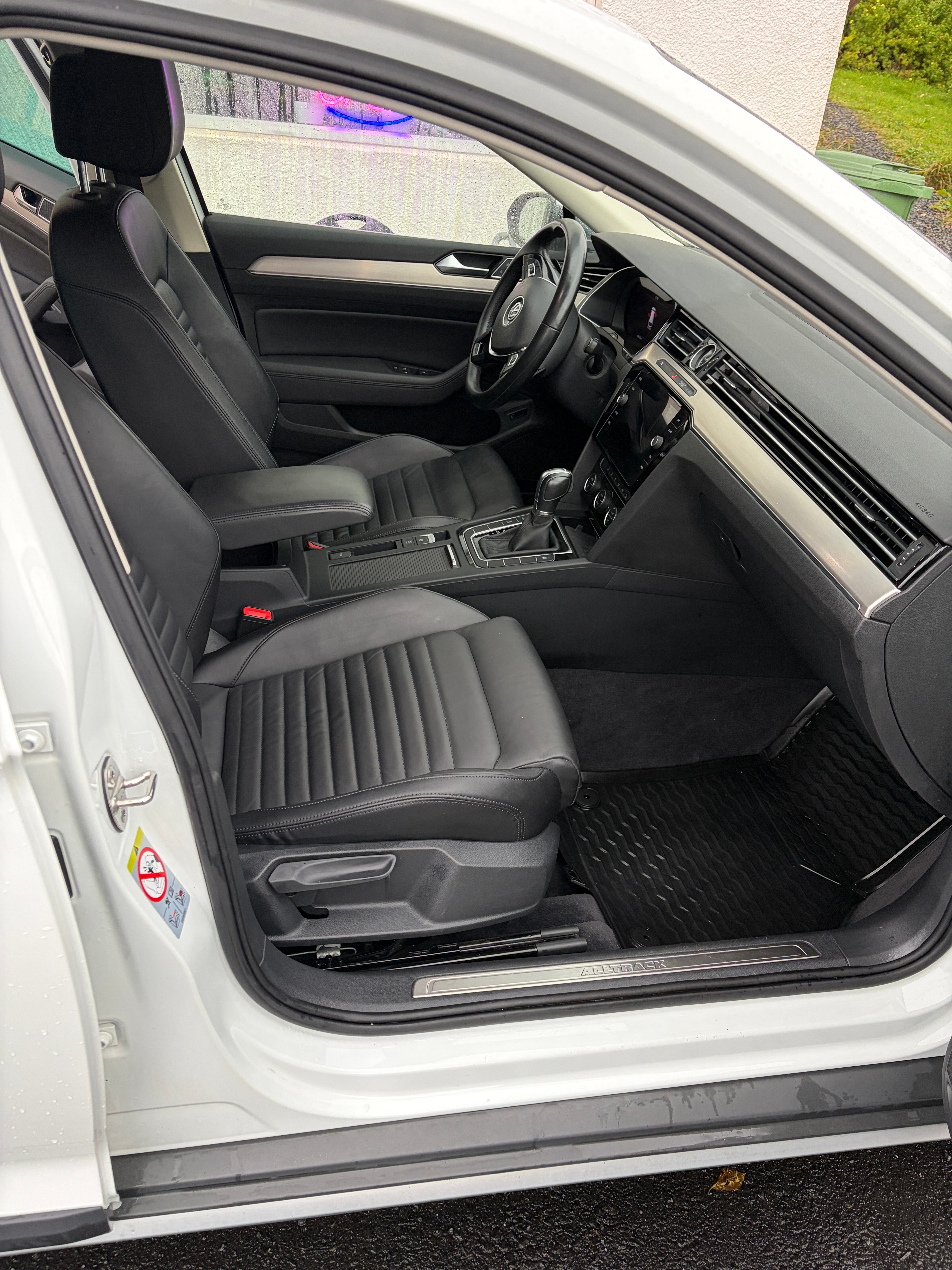 Volkswagen Passat 2018, bild 5/10