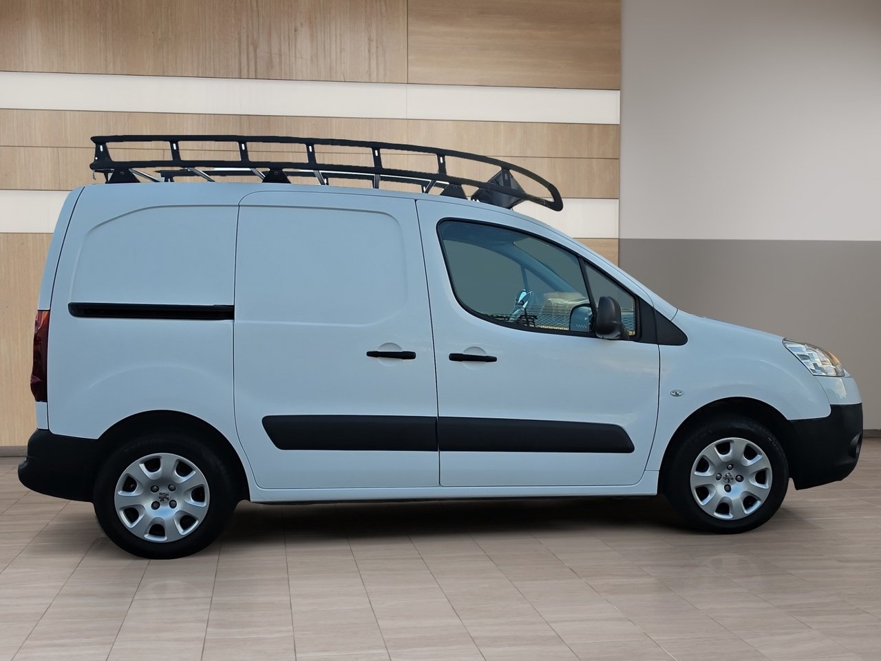 Peugeot Partner 1.6 e-HDI Skåp (90hk) 2012, bild 6/10