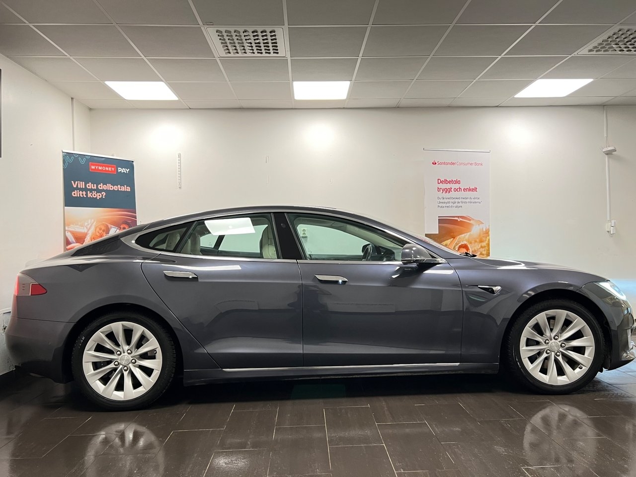 Tesla Model S 2019, kuva 4/10