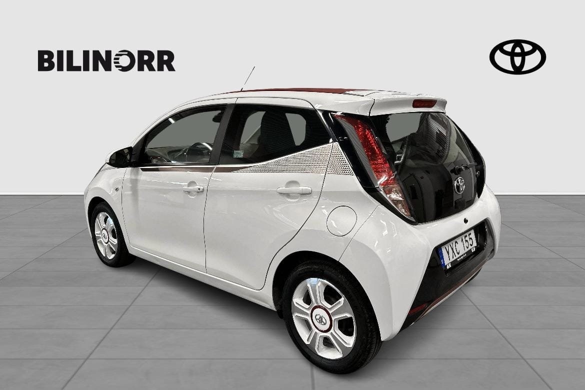 Toyota Aygo X-Pose 2017, bild 7/13