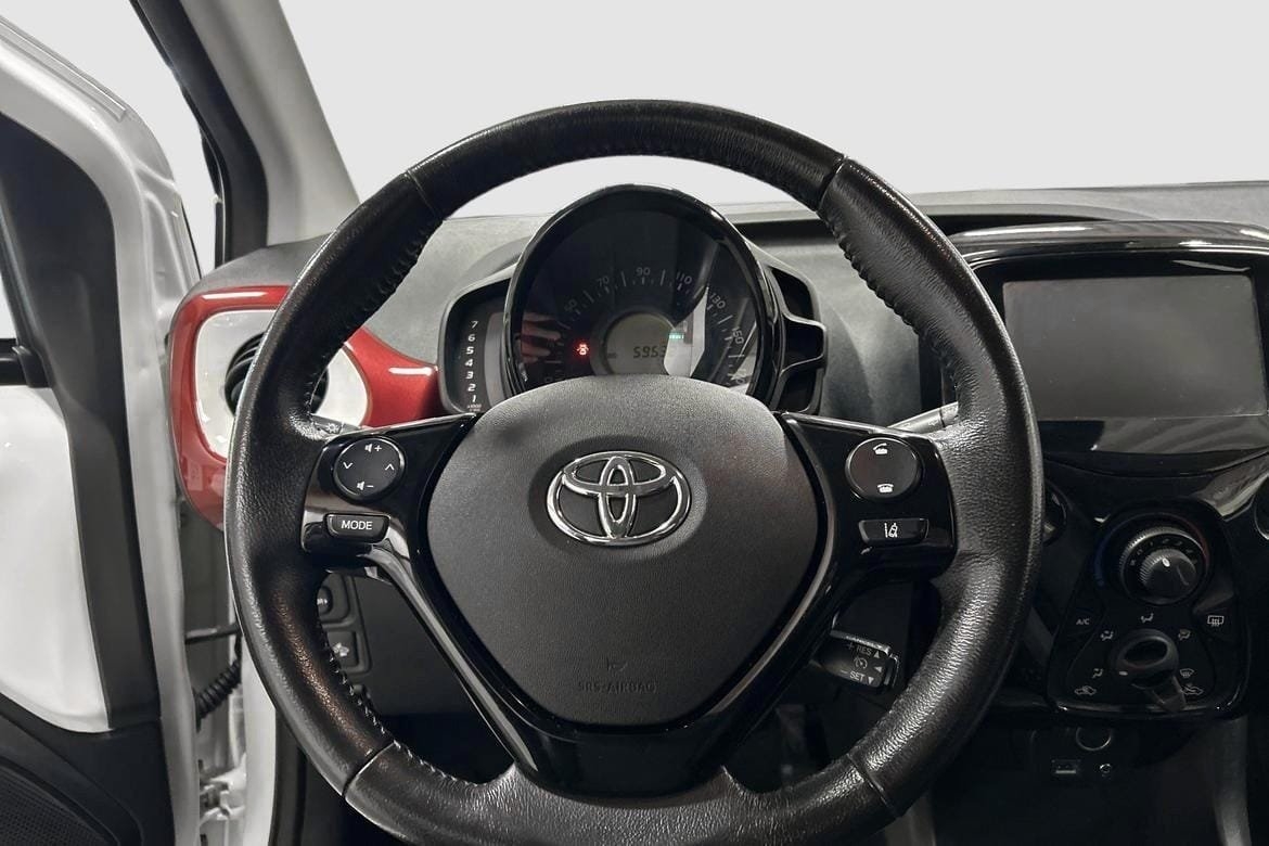 Toyota Aygo X-Pose 2017, bild 3/13