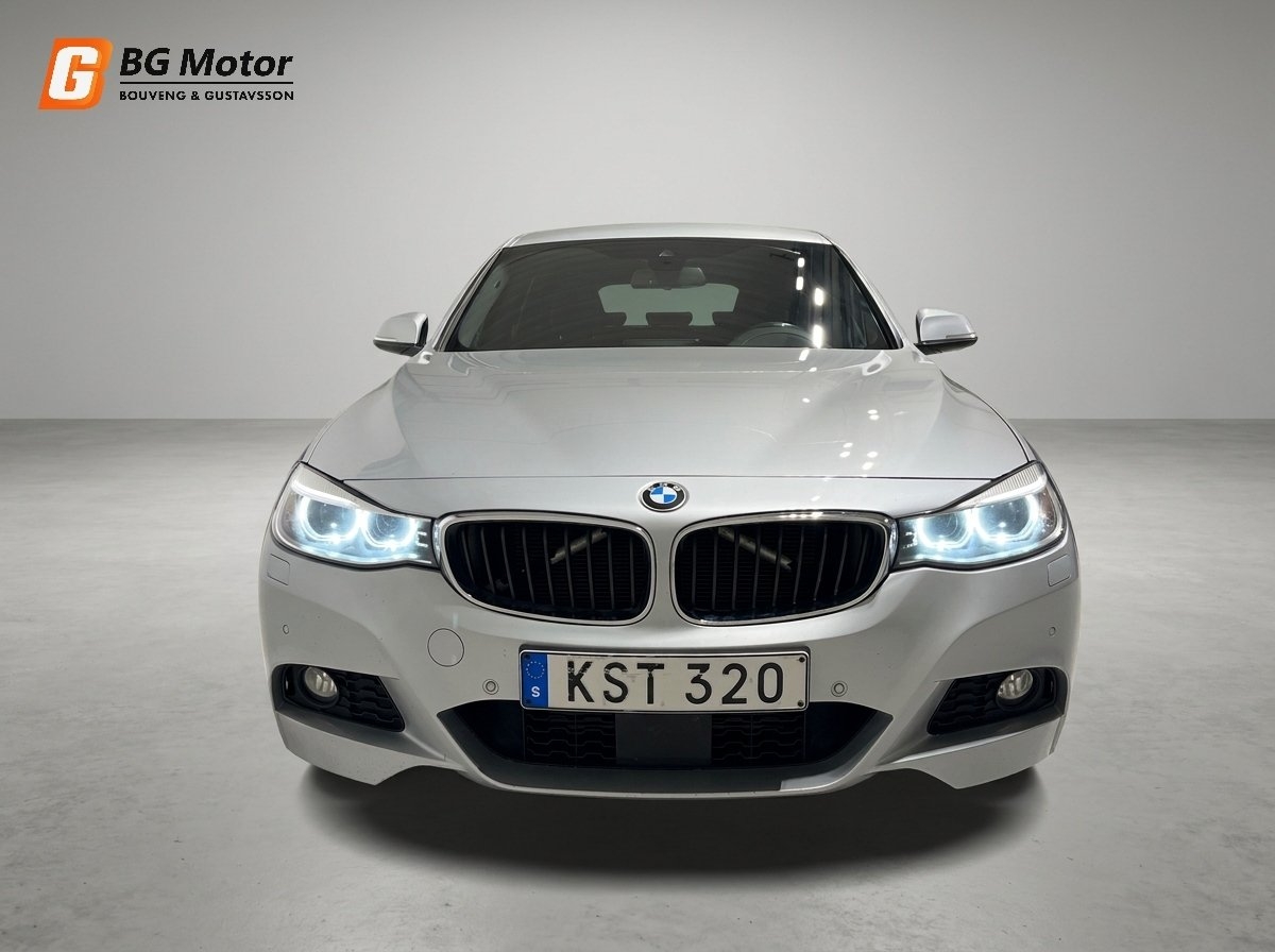 BMW 320d M Sport 2015, bild 2/10