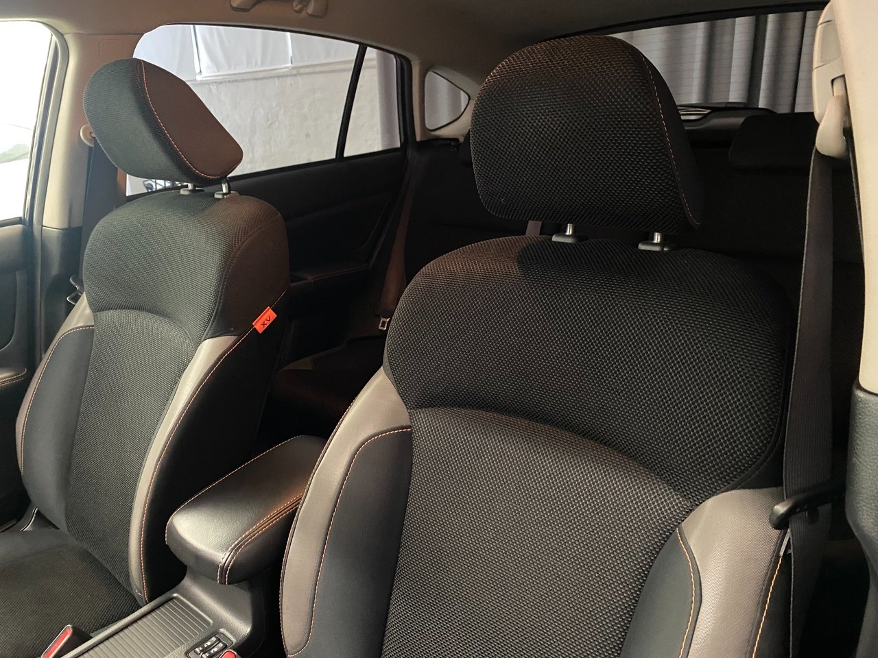 Subaru XV 2.0i 2016, bild 9/10
