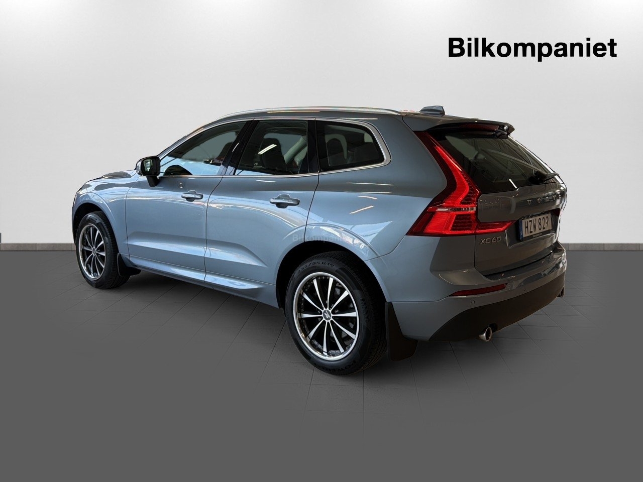 Volvo XC60 D4 Momentum 2019, bild 5/19