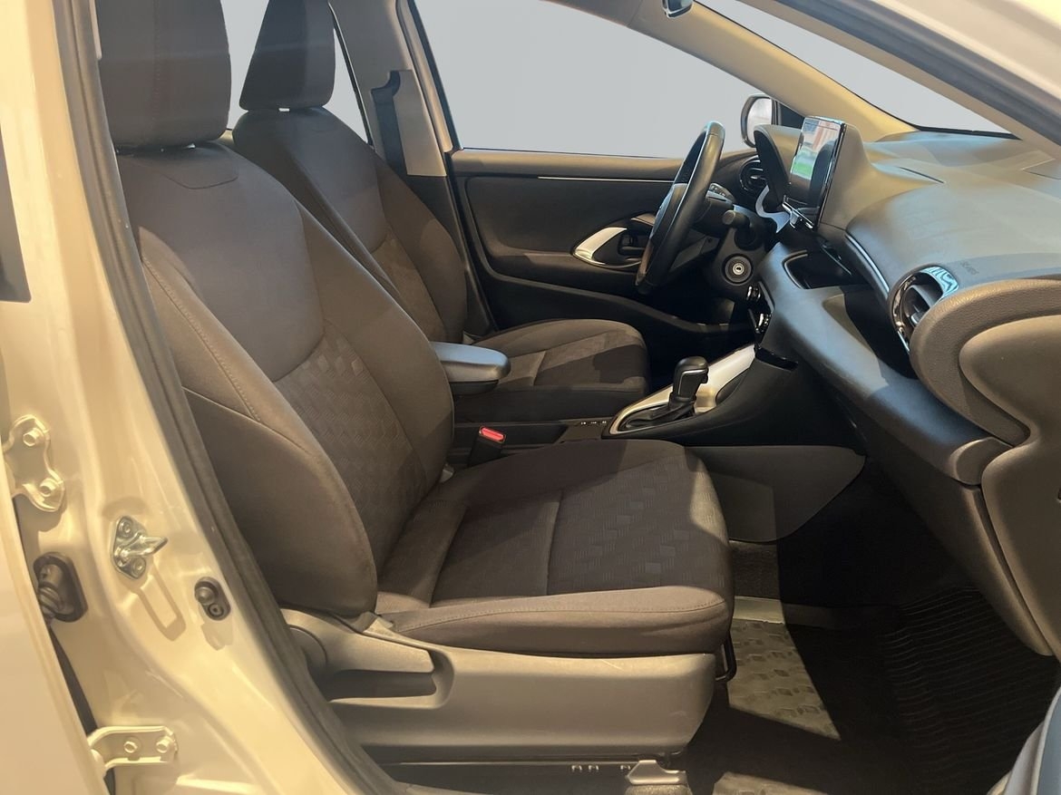 Toyota Yaris 1.5 Hybrid 116 Active 2025, bild 7/11