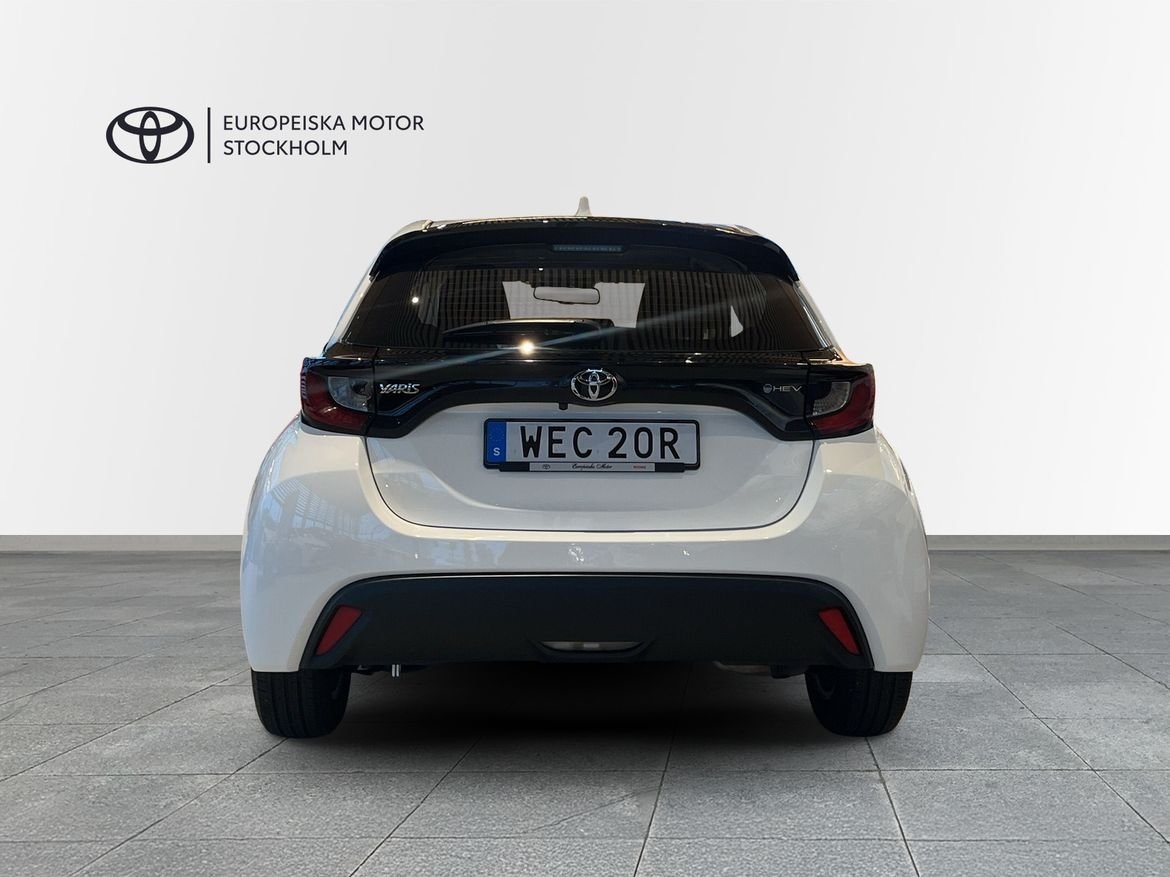 Toyota Yaris 1.5 Hybrid 116 Active 2025, bild 5/11