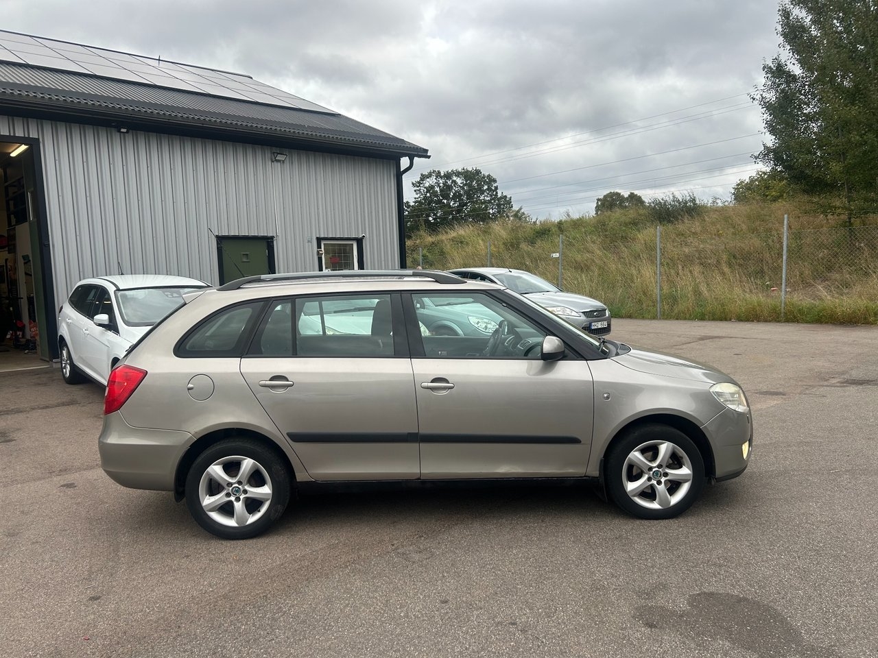 Skoda Fabia 1.2 HTP 12V 2008, bild 3/10