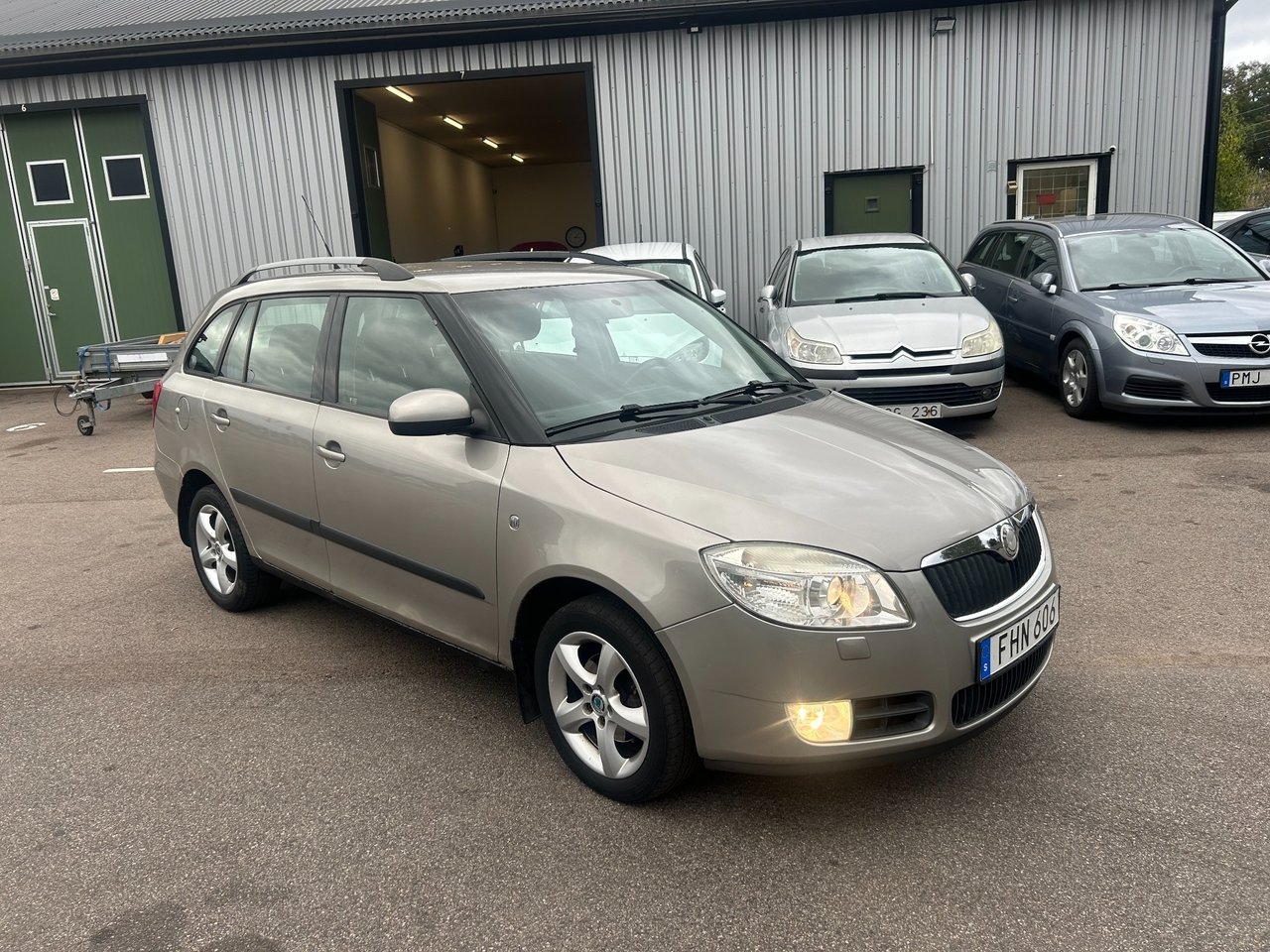 Skoda Fabia 1.2 HTP 12V 2008, bild 2/10