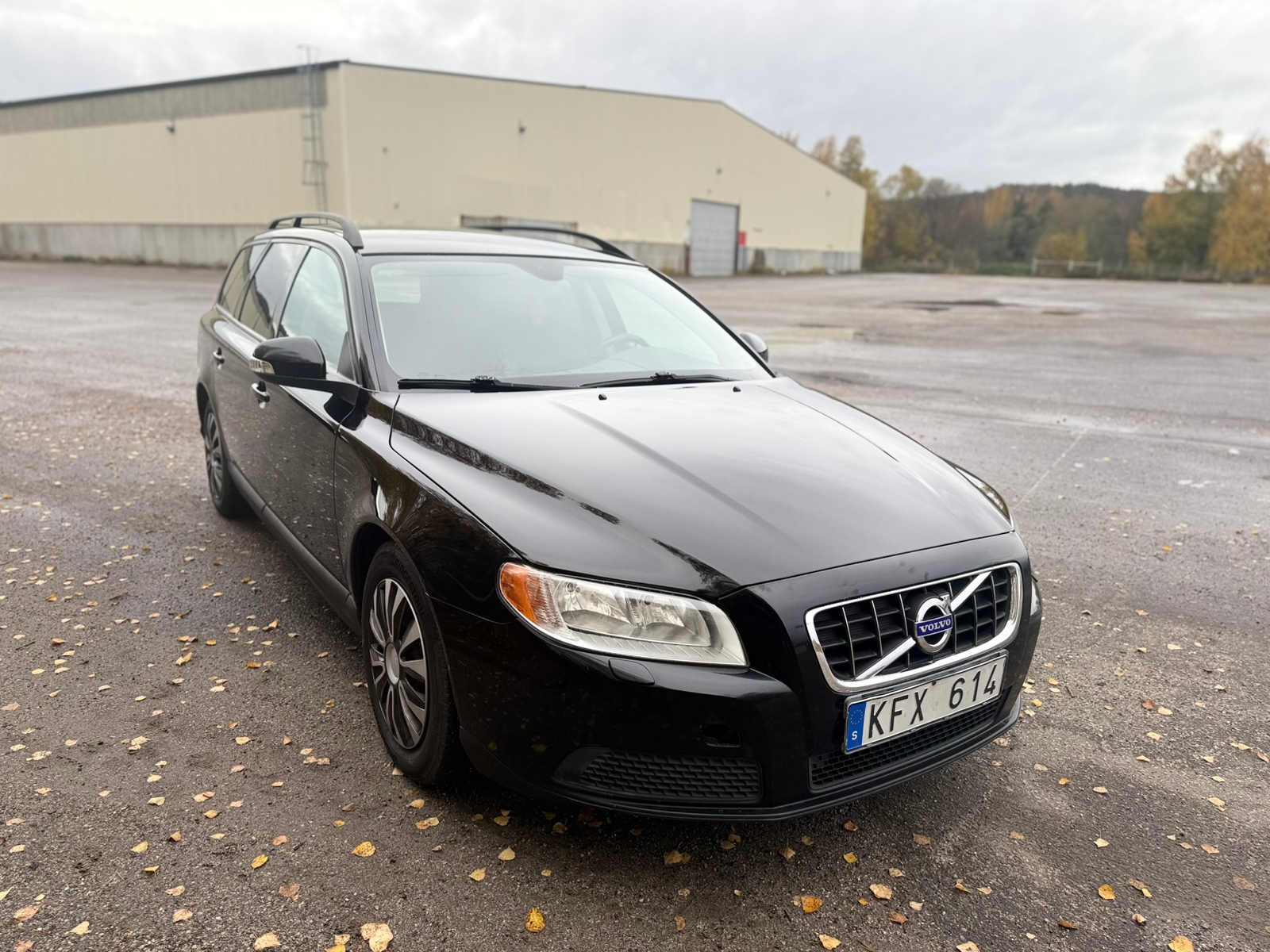Volvo V70 2010, kuva 6/10