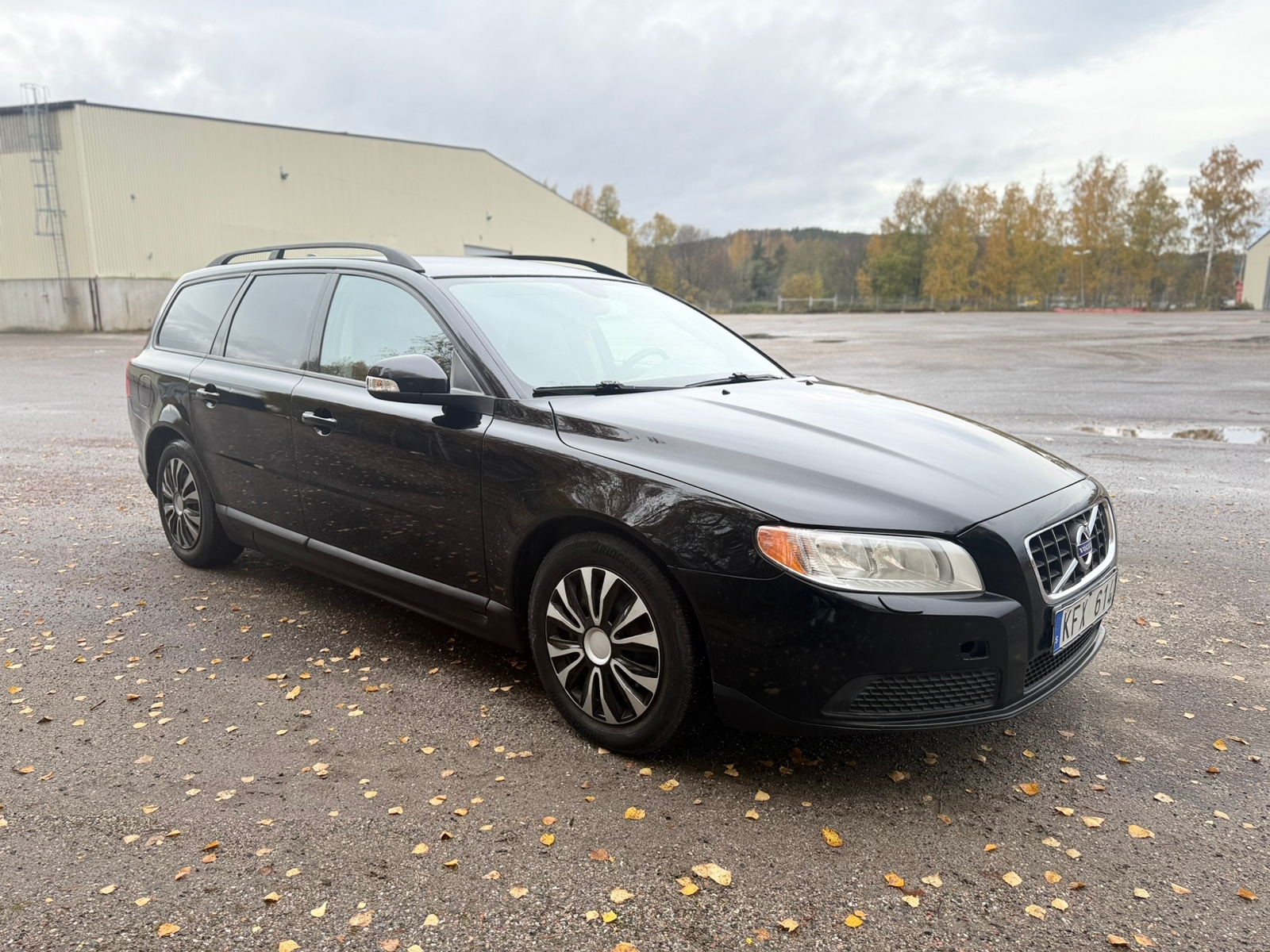 Volvo V70 2010, kuva 2/10