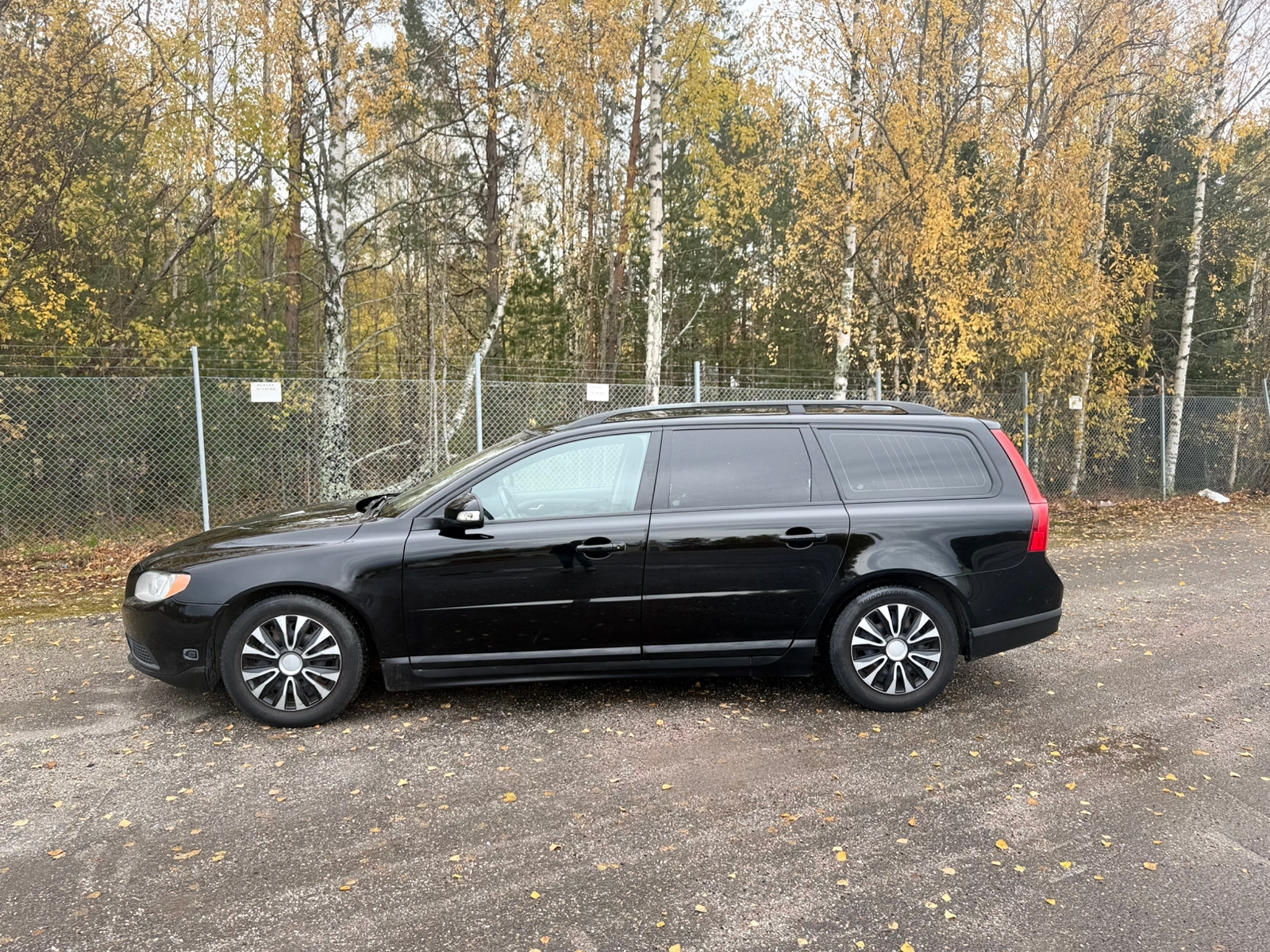 Volvo V70 2010, kuva 4/10