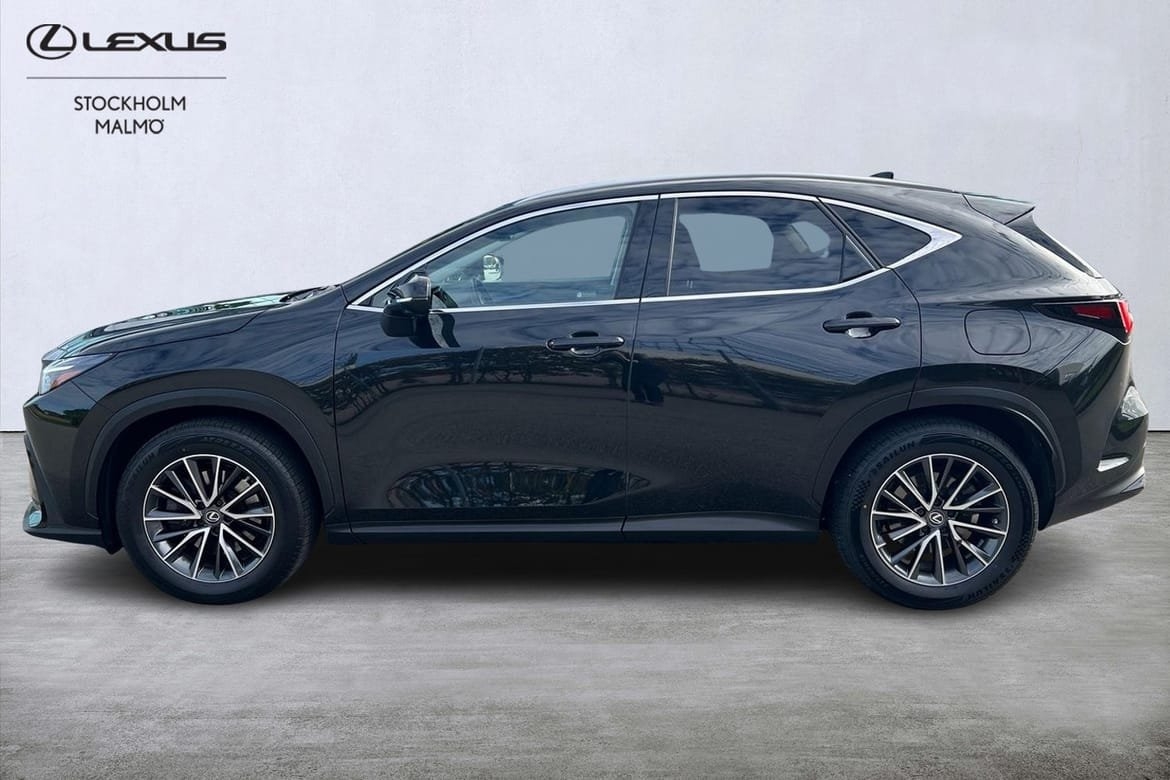 Lexus NX 450h+ AWD Executive Teknikpaket 2022, bild 3/10