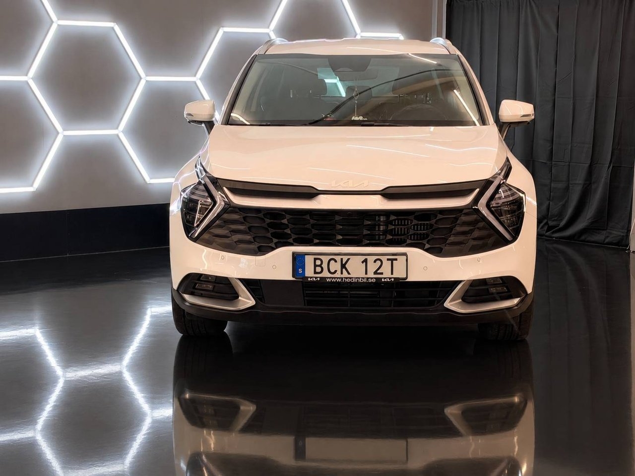 Kia Sportage 1.6 T-GDI Hybrid Action 2022, bild 2/10