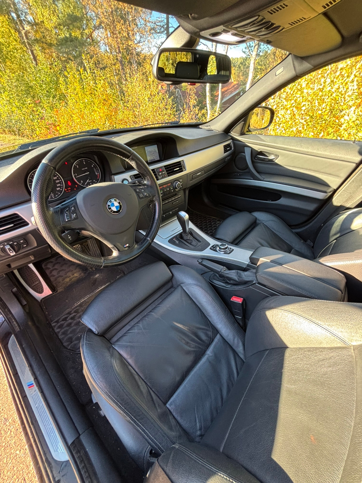 BMW 320 d xDrive Touring Automatisk 2010, bild 6/7