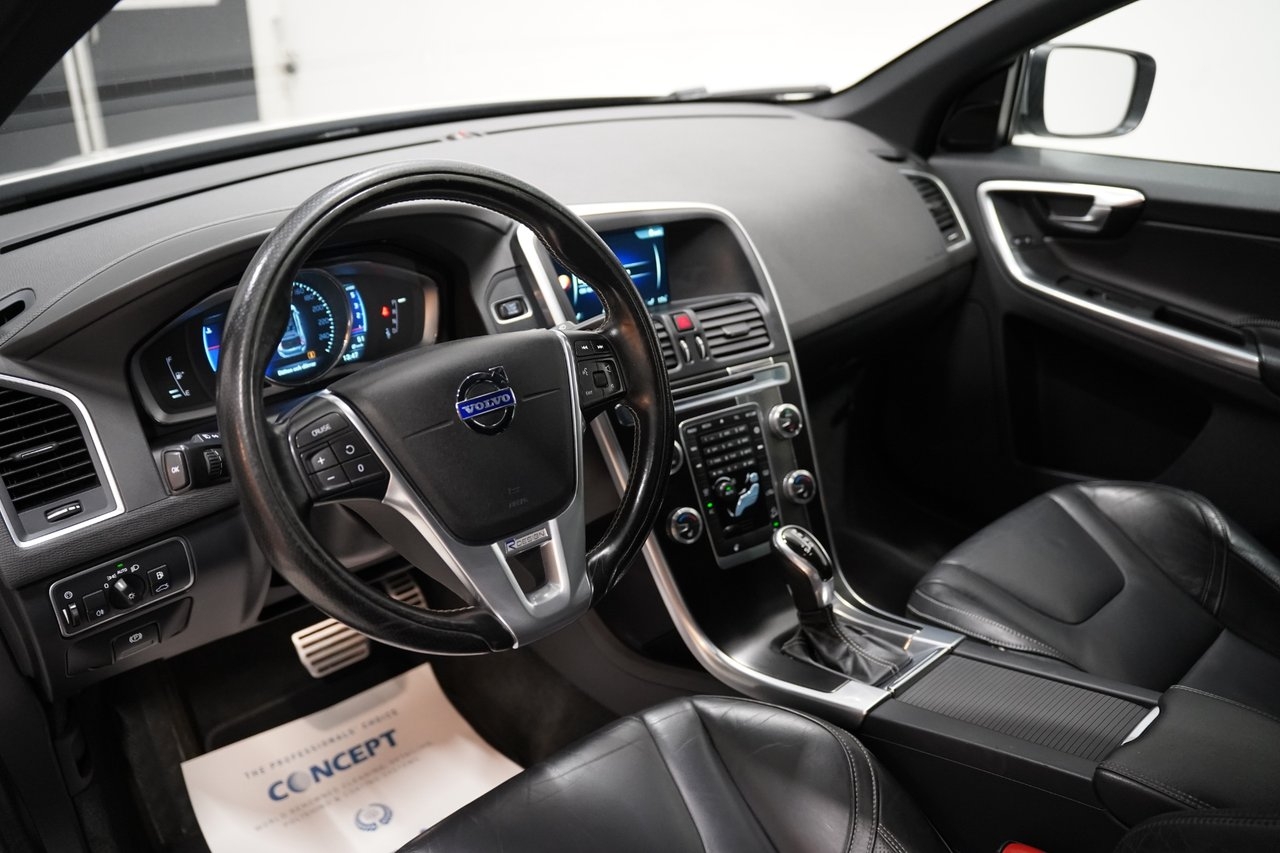 Volvo XC60 D4 R Design 2015, bild 6/10
