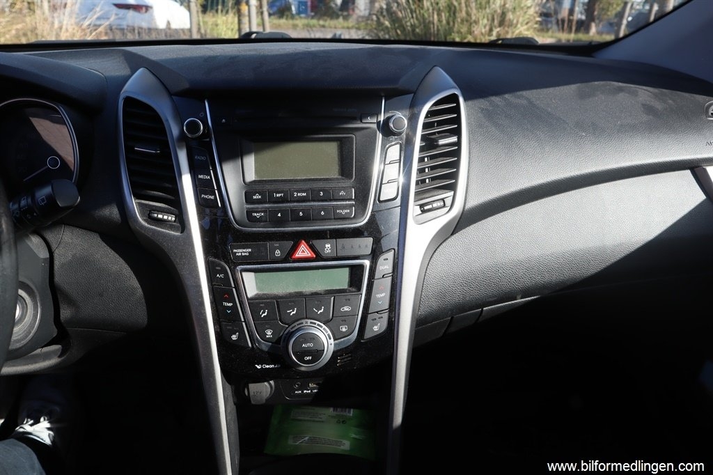 Hyundai i30 1.6 CRDi 2014, bild 7/10