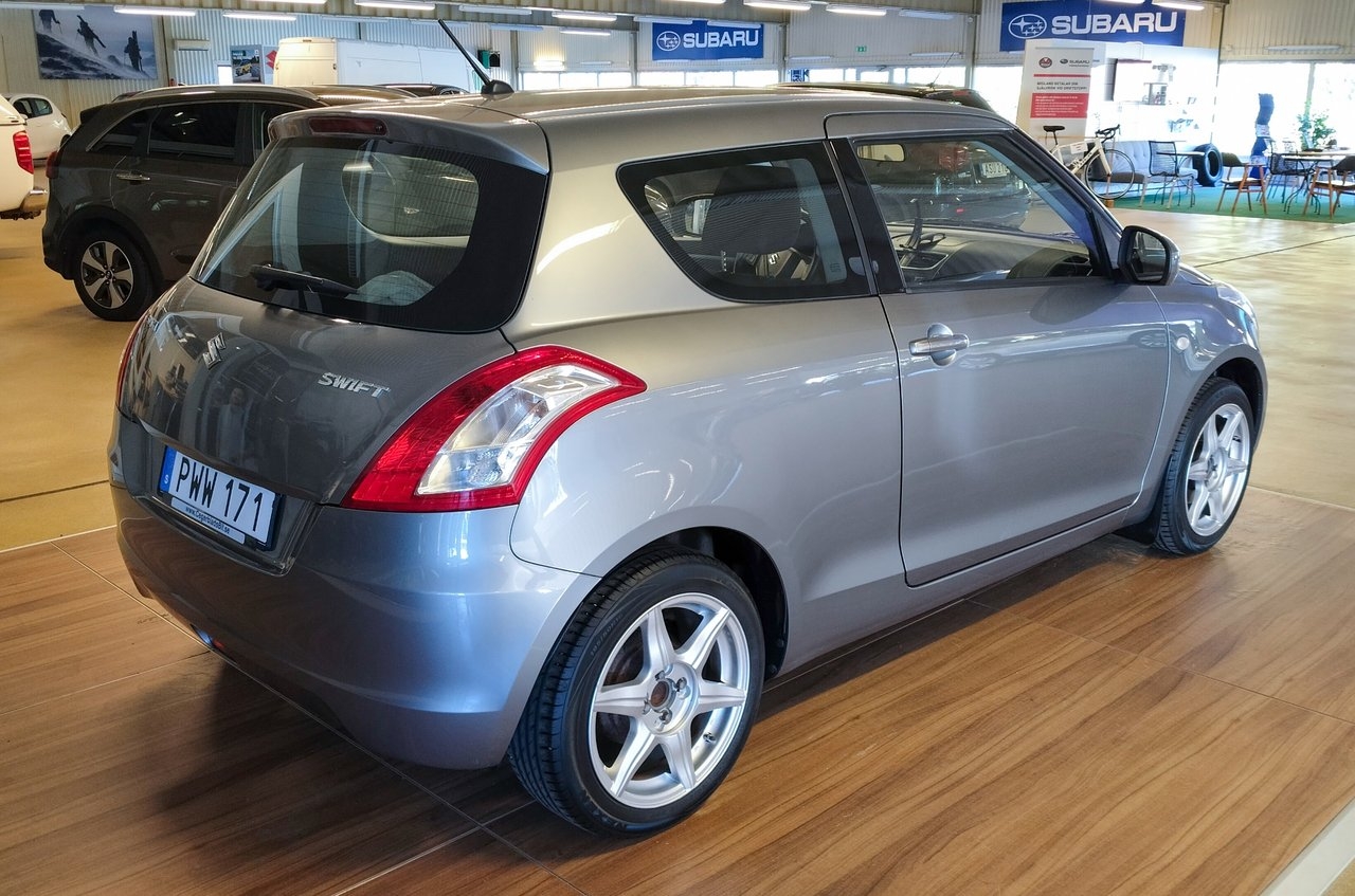 Suzuki Swift 1.2 2015, bild 4/6