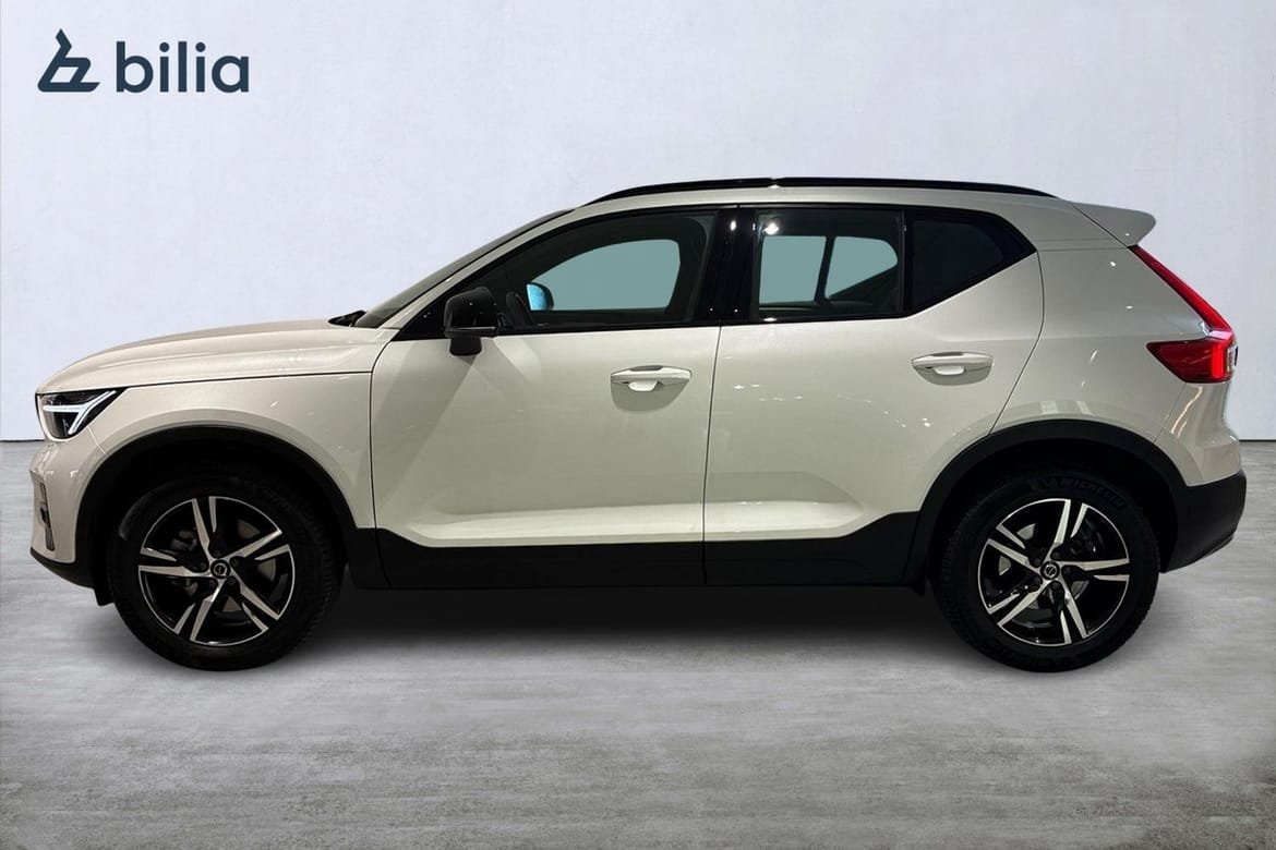 Volvo XC40 B4 Plus Dark 2025, bild 2/10