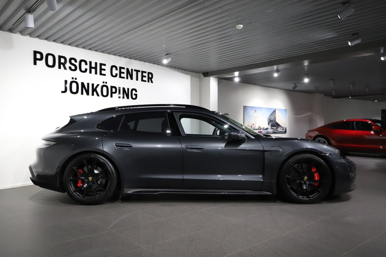Porsche Taycan 2022, bild 6/10