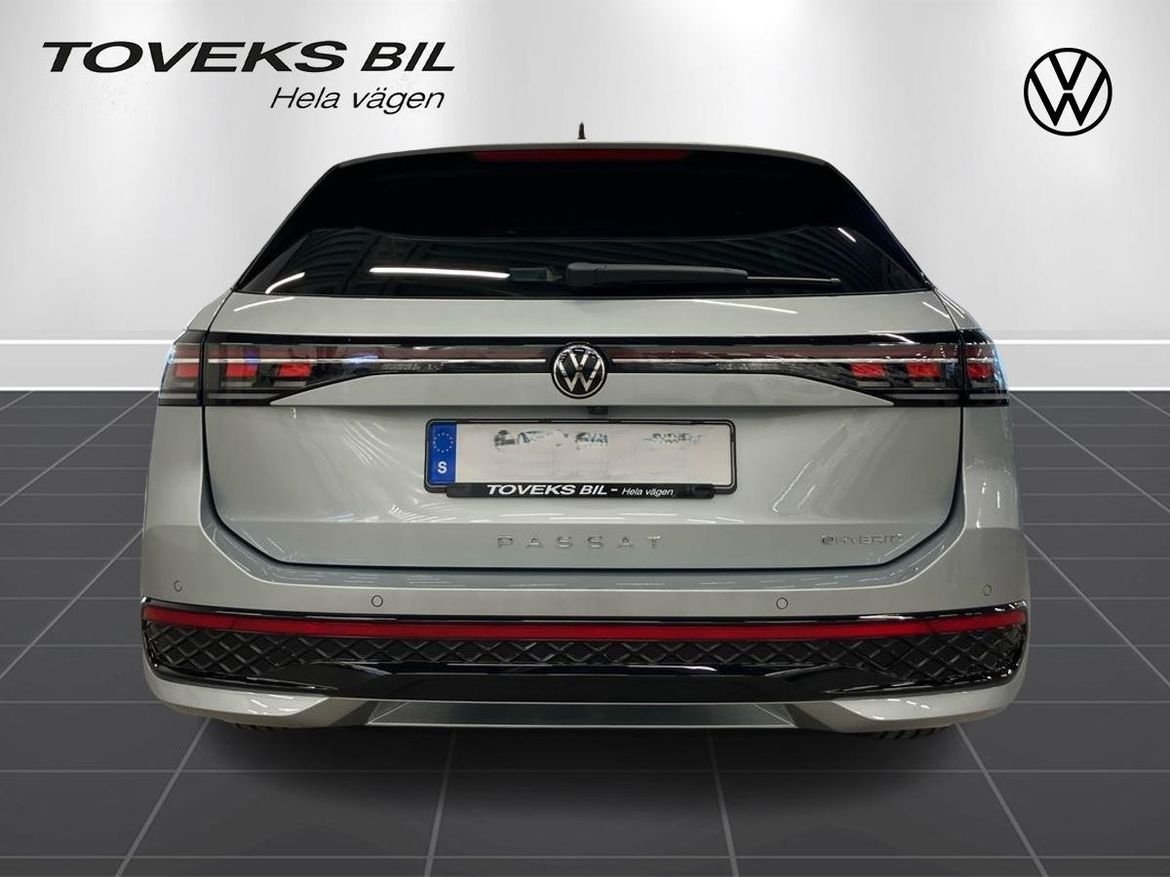 Volkswagen Passat 1.5 eHybrid 2027, bild 4/10