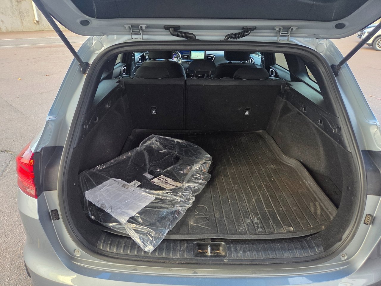 Kia Ceed 2019, bild 7/10
