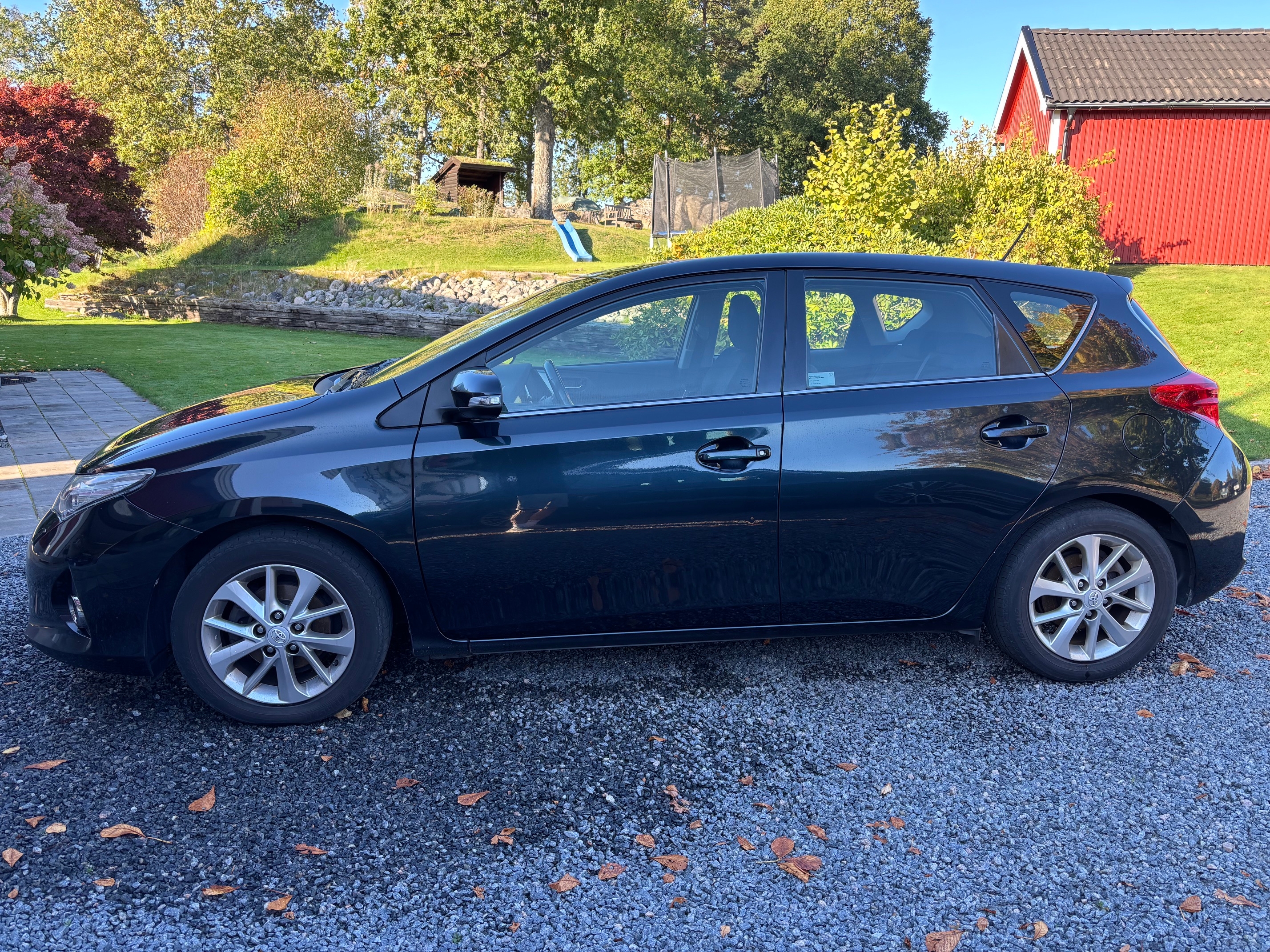 Toyota Auris 1.6 Valvematic Manuell 2013, bild 3/10