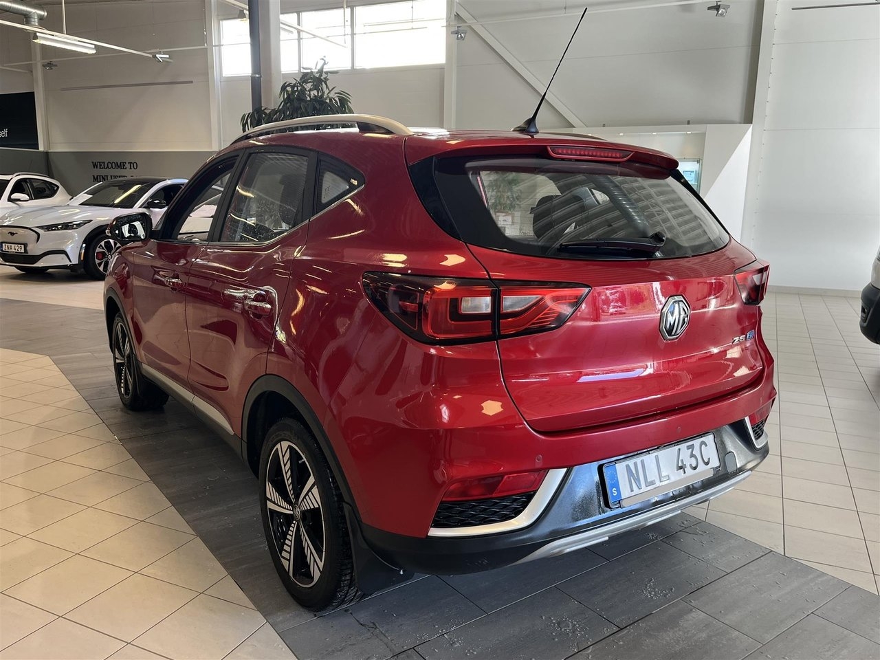 MG ZS Luxury 45kWh Pano Elstol 2021, bild 4/4