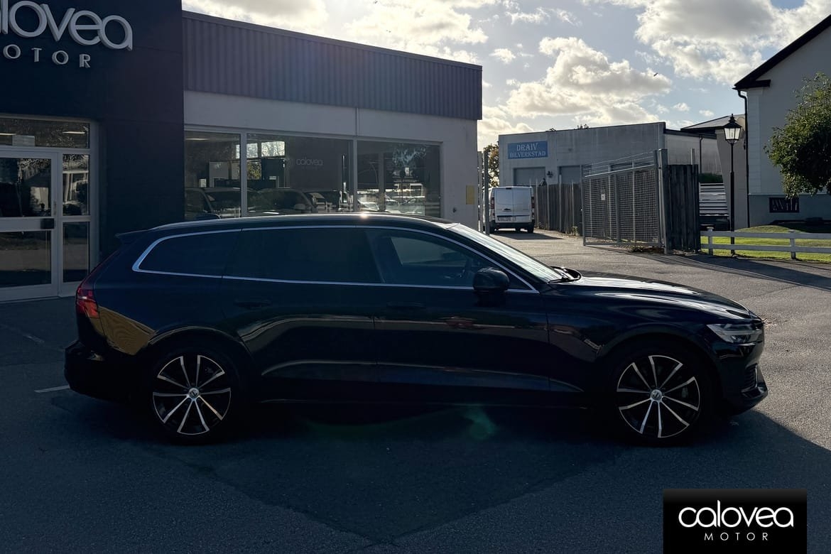 Volvo V60 T6 Plus Bright 2023, bild 2/10