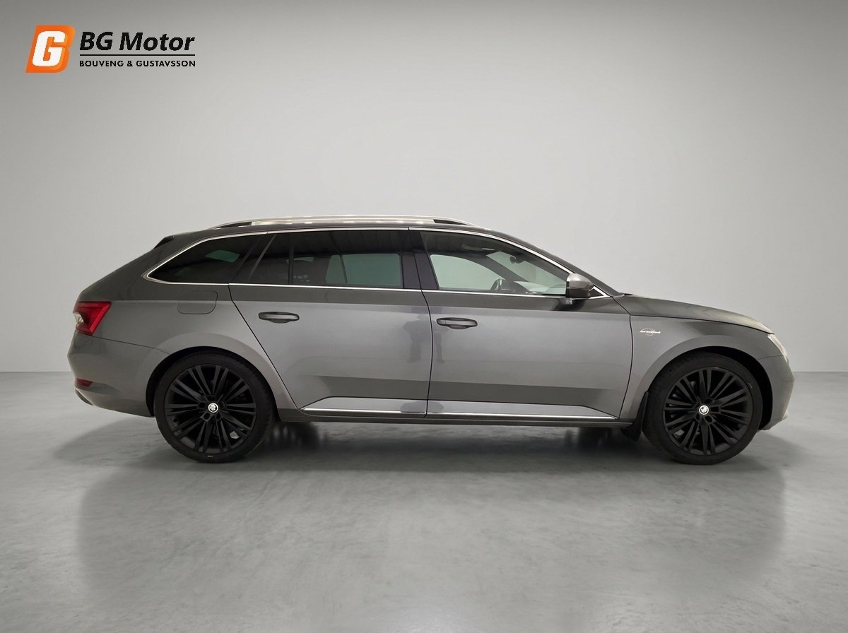 Skoda Superb 2.0 TDI L&K 2023, bild 7/10