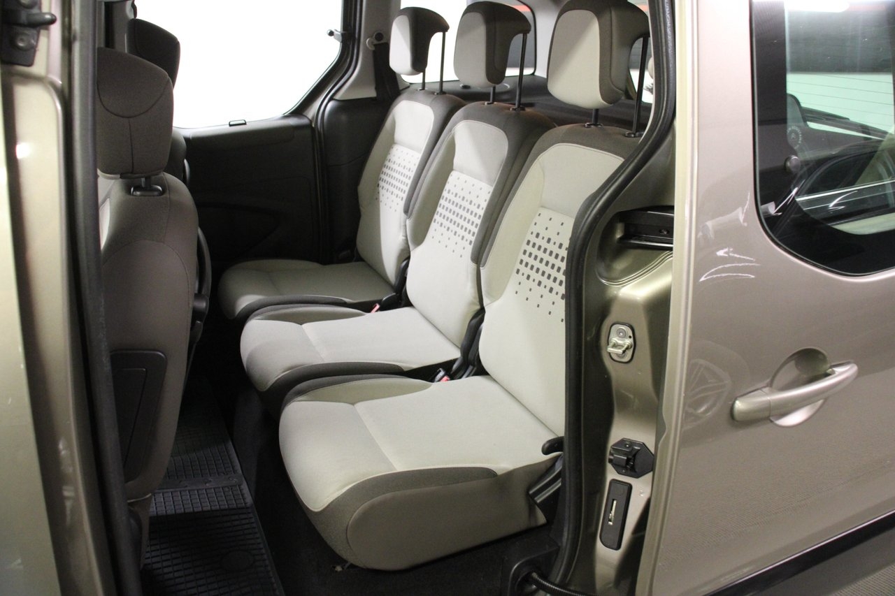 Citroen Berlingo e-HDi 90 Multispace 2012, bild 7/10