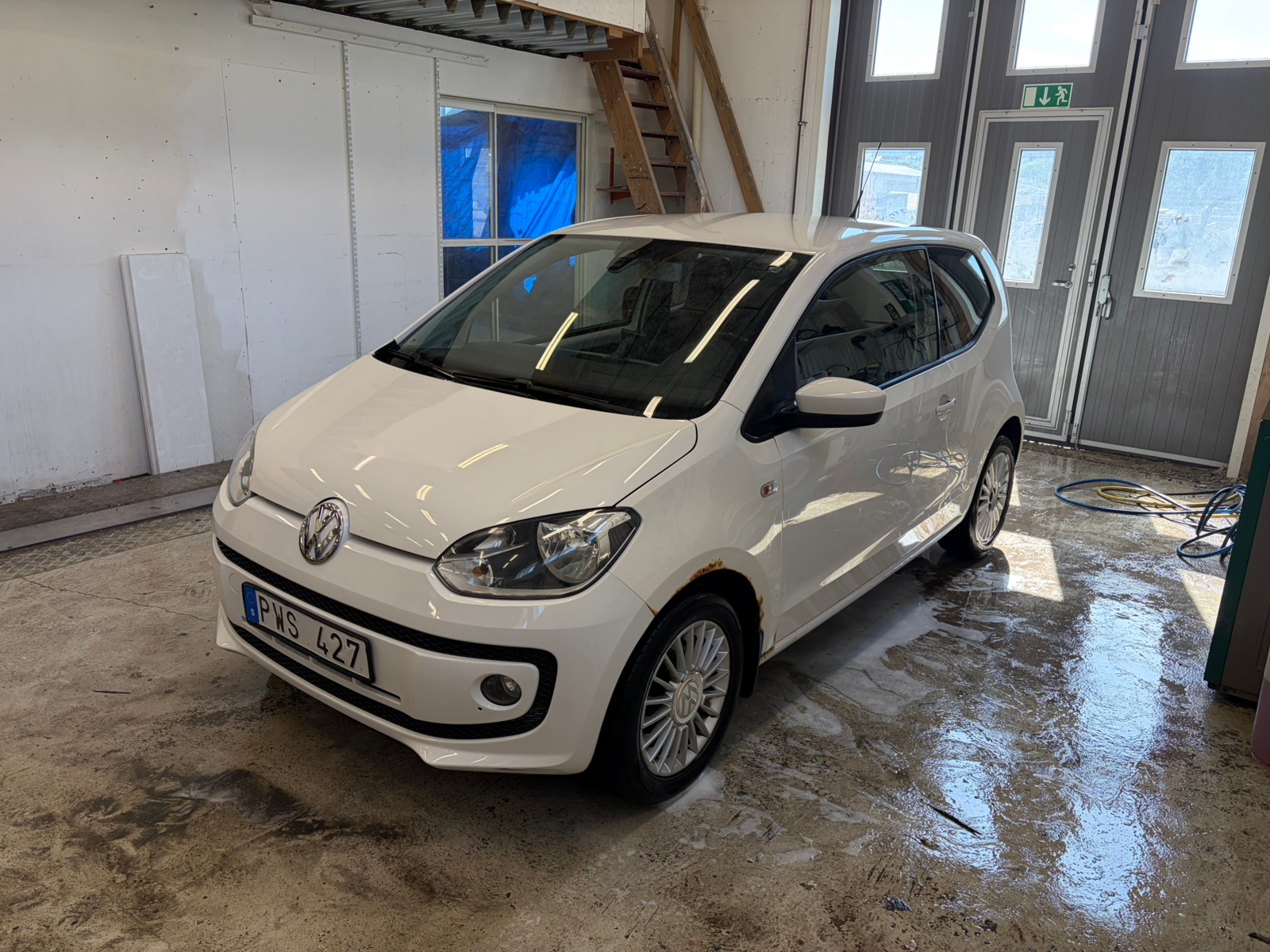Volkswagen up! 1.0 2012, bild 2/6