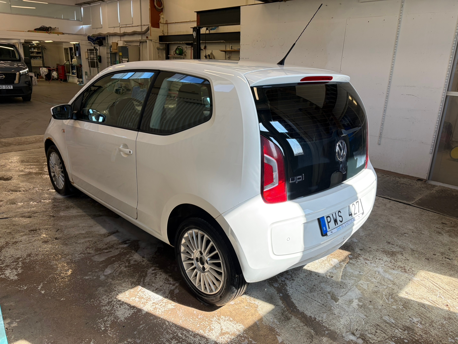 Volkswagen up! 1.0 2012, bild 3/6