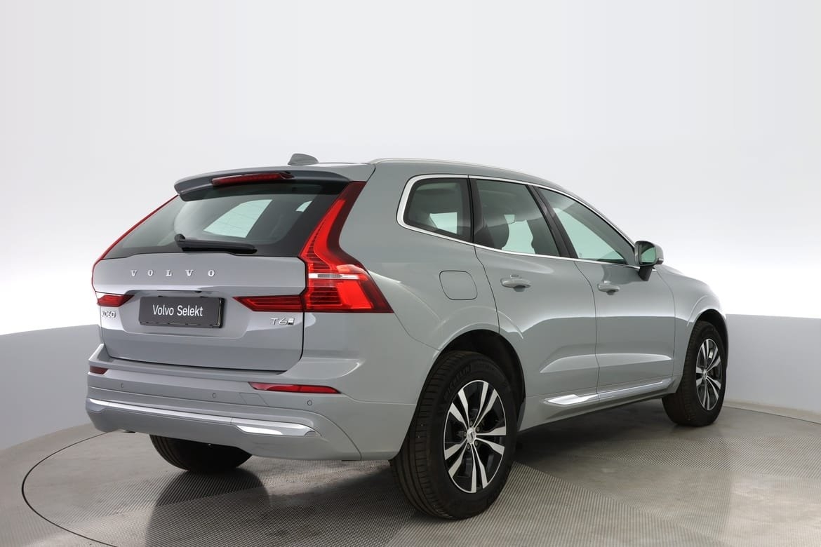 Volvo XC60 T6 Core Special Edition 2025, bild 4/10