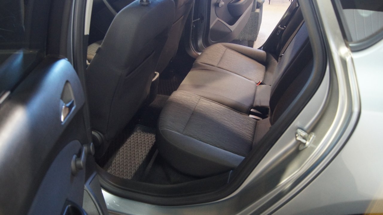 Opel Astra 1.6 Enjoy 2013, bild 6/10