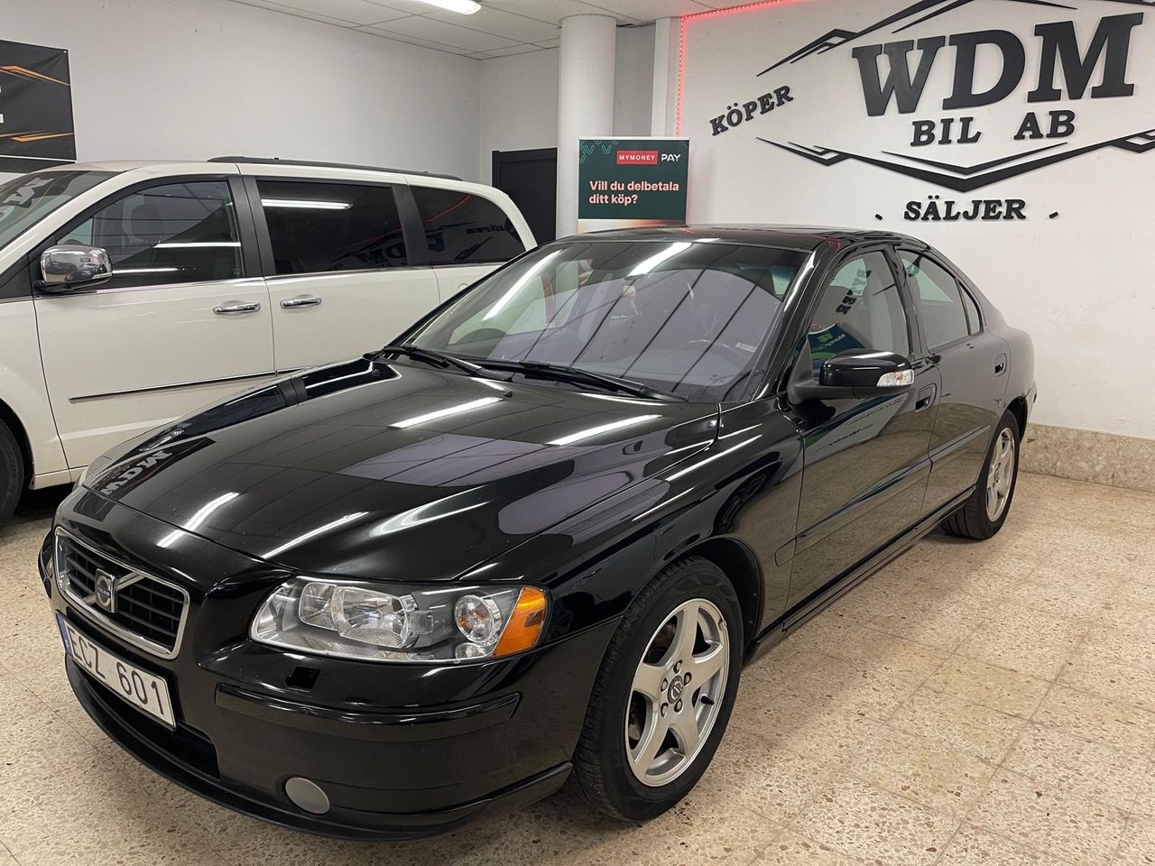 Volvo S60 2.4 Momentum Euro 4 2007, bild 2/10