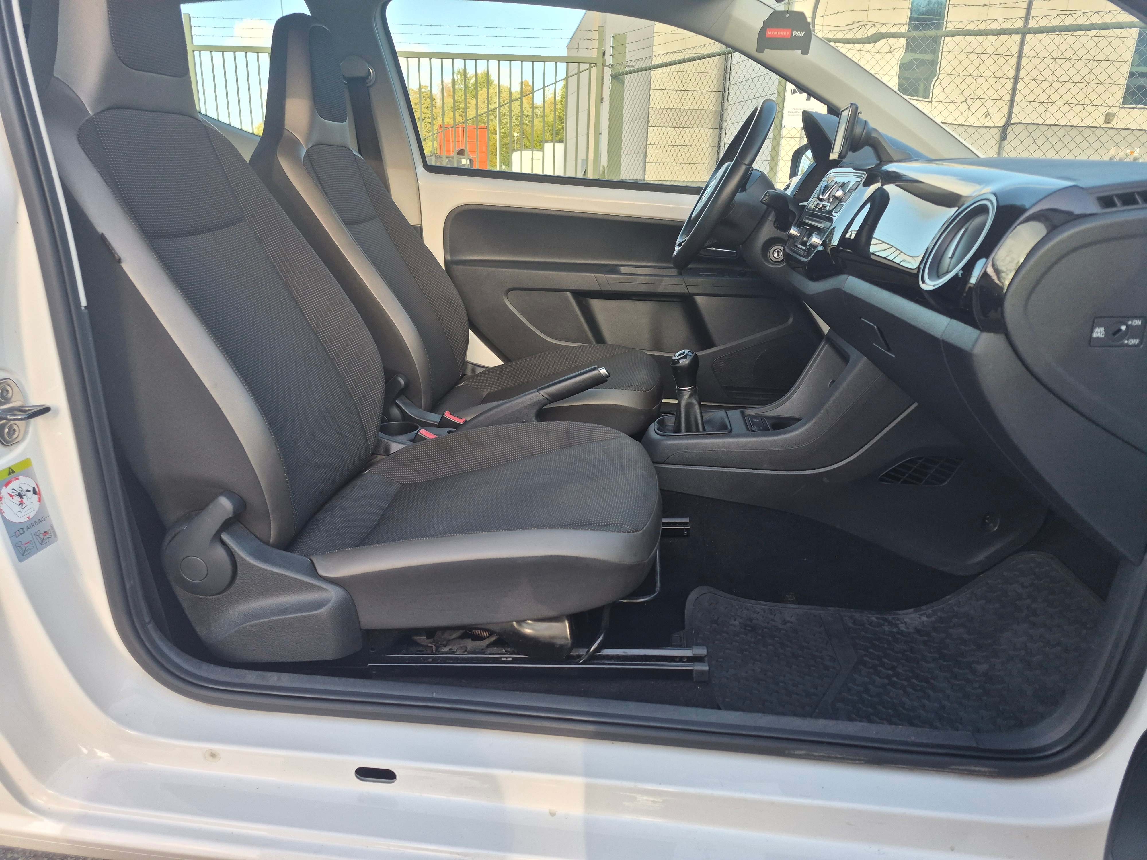 Volkswagen up! 1.0 2013, bild 6/7
