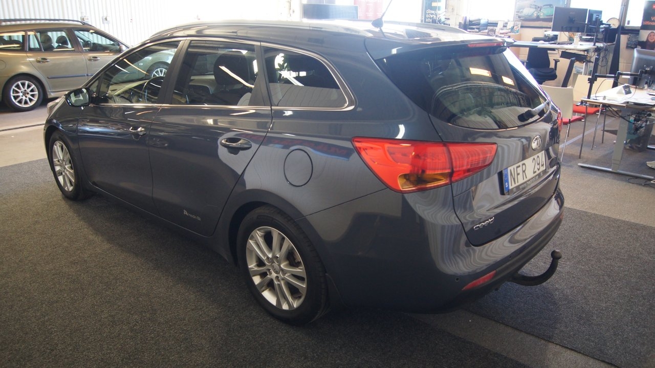 Kia Ceed 1.6 CRDi 128 2013, bild 3/10