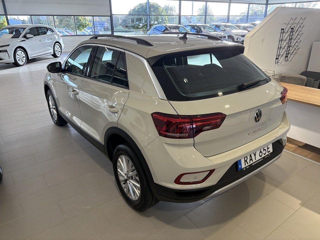 Volkswagen T-Roc 1.5 TSI 2024, photo 4/10
