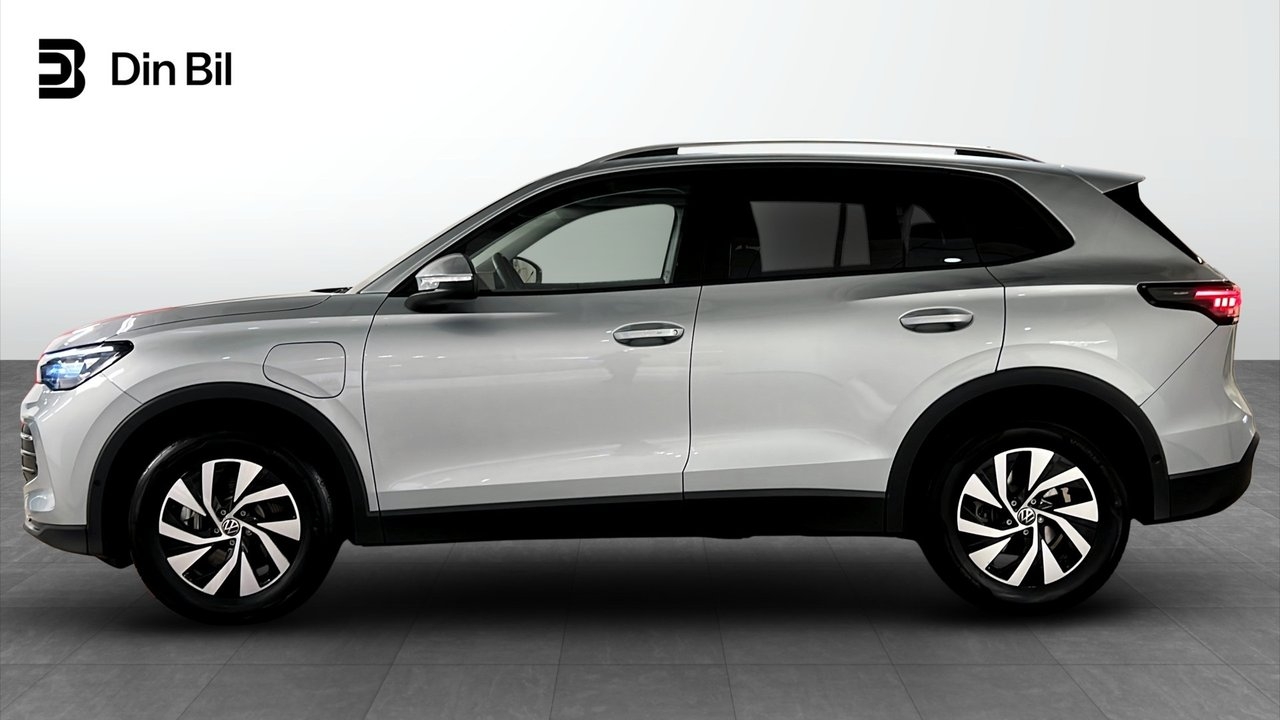 Volkswagen Tiguan 1.5 eHybrid 2026, bild 2/26
